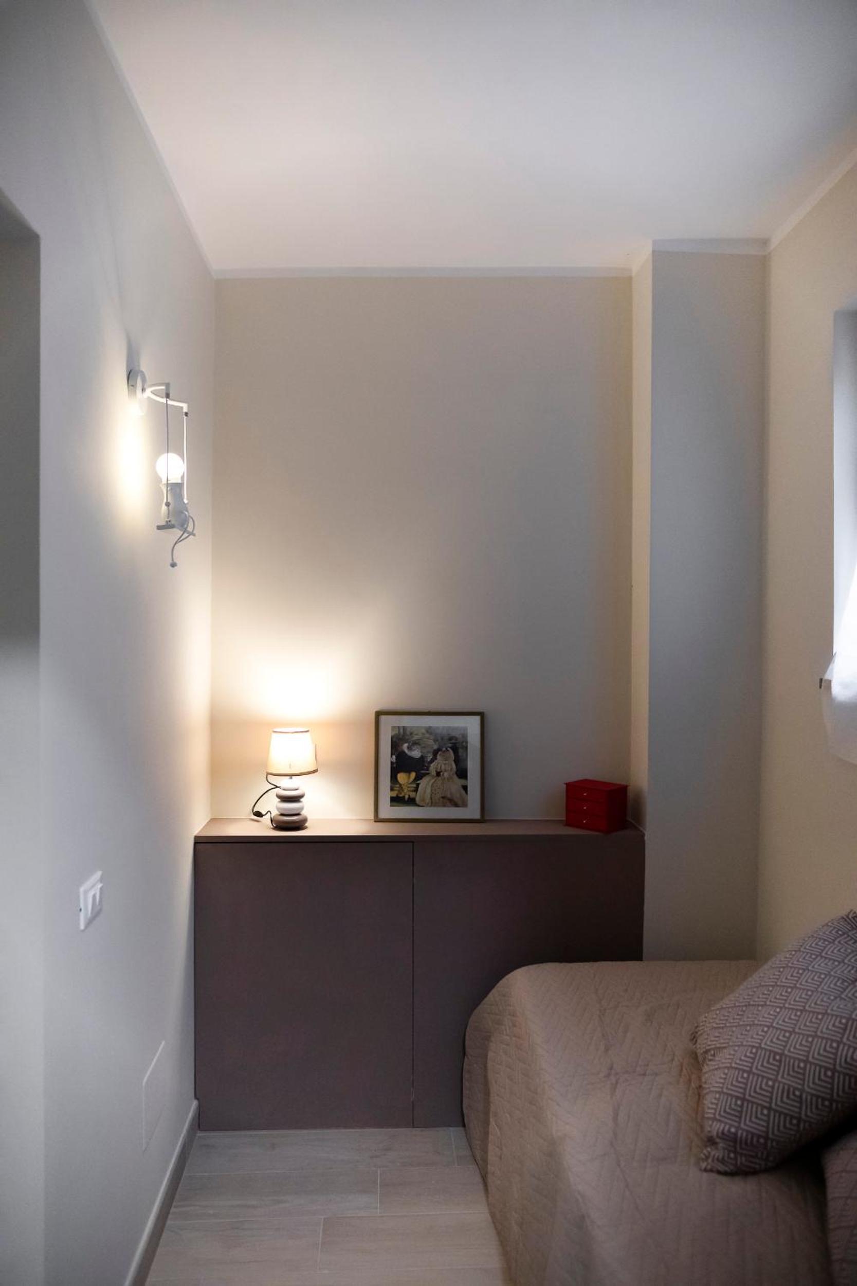 Double Room with Private Bathroom - Photo 31