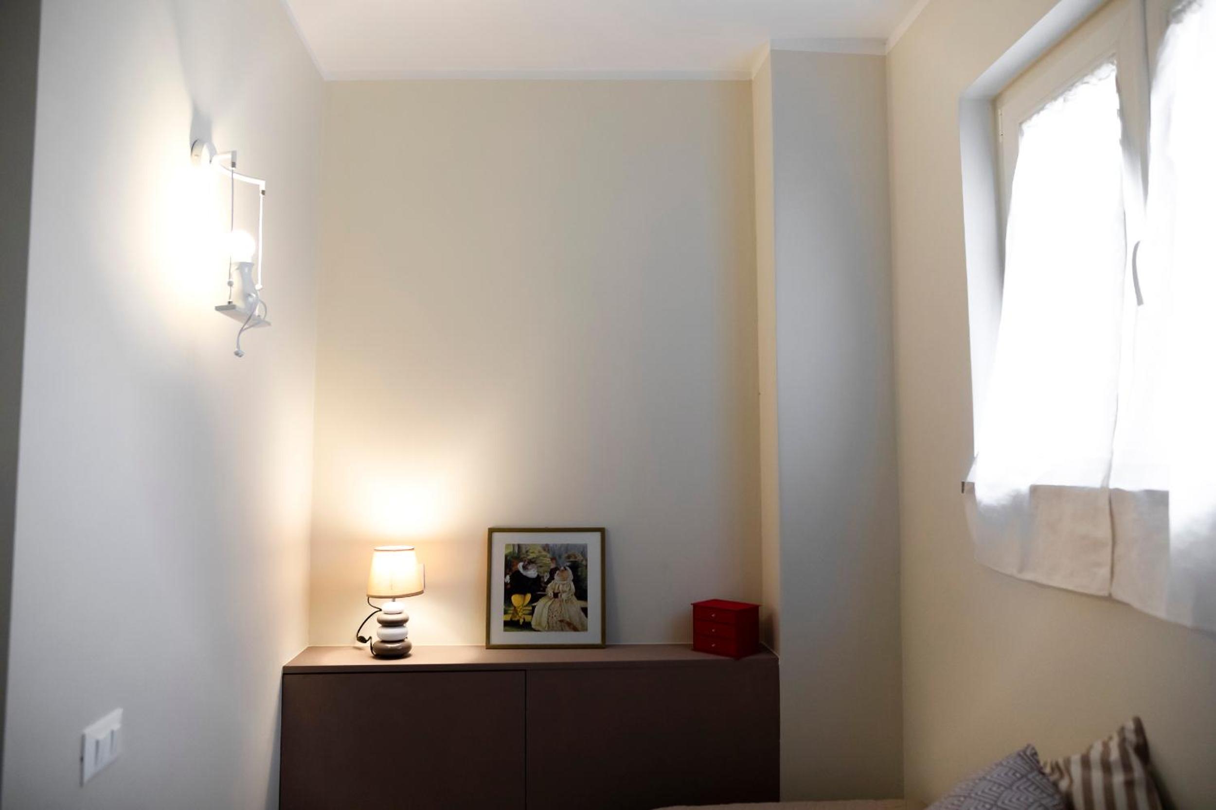 Double Room with Private Bathroom - Photo 30