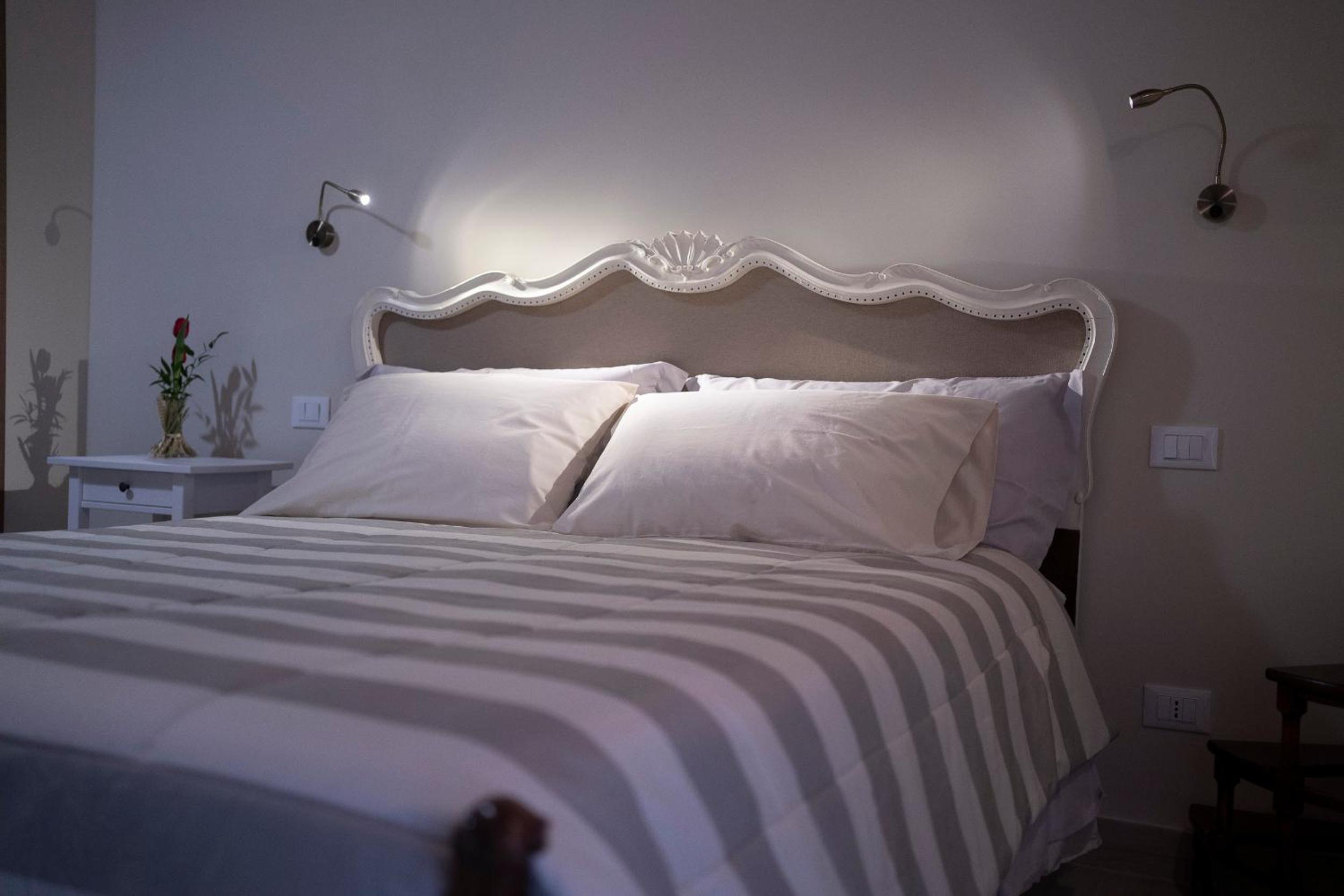 Double Room with Terrace - Photo 18