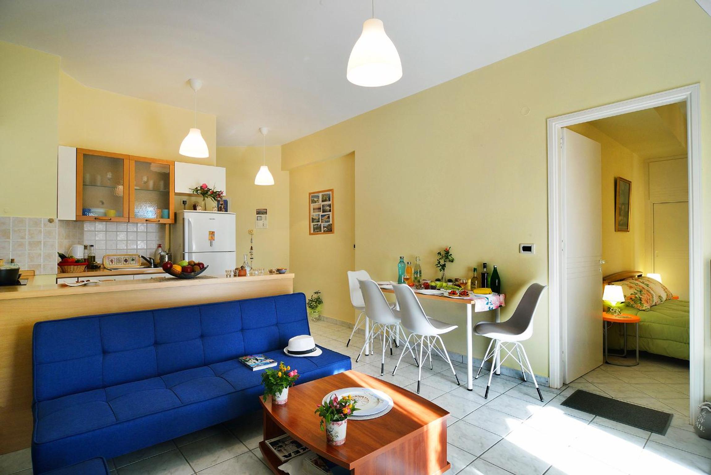 One-Bedroom Apartment