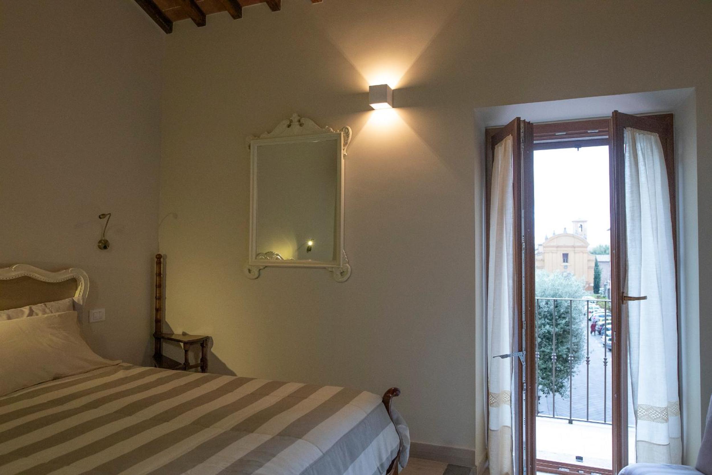Double Room with Terrace - Photo 16