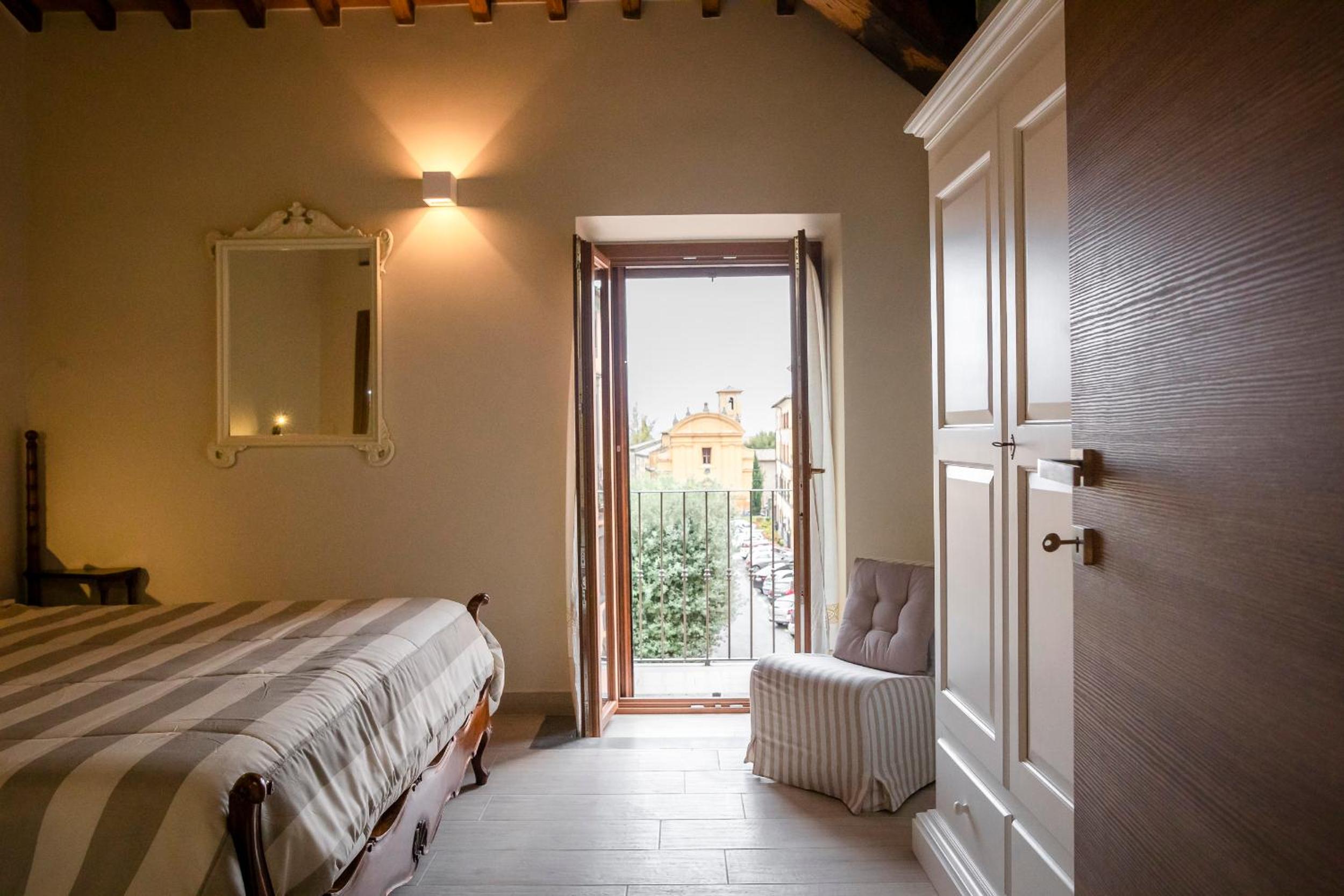 Double Room with Terrace - Photo 8