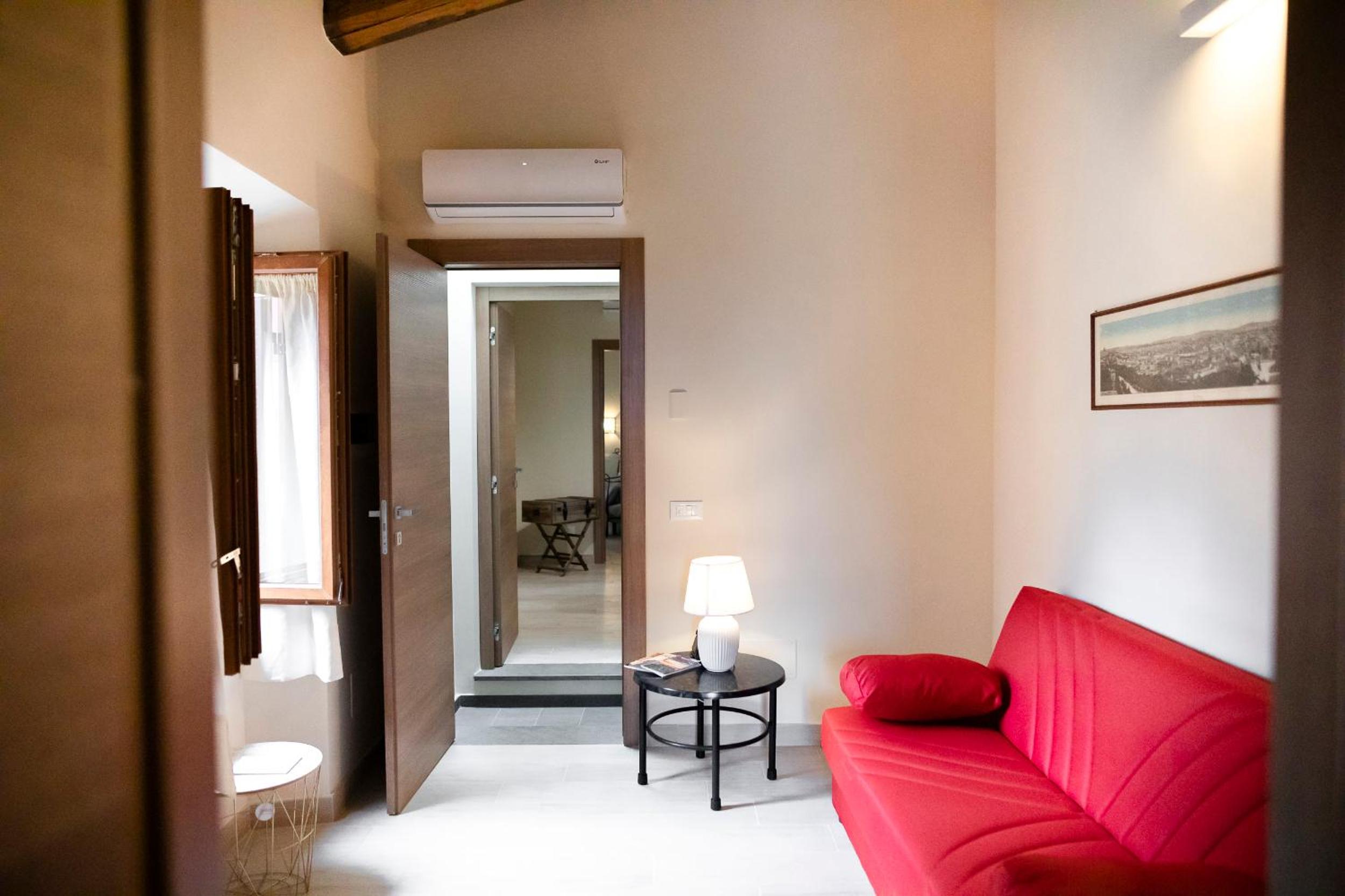 Double Room with Terrace - Photo 35