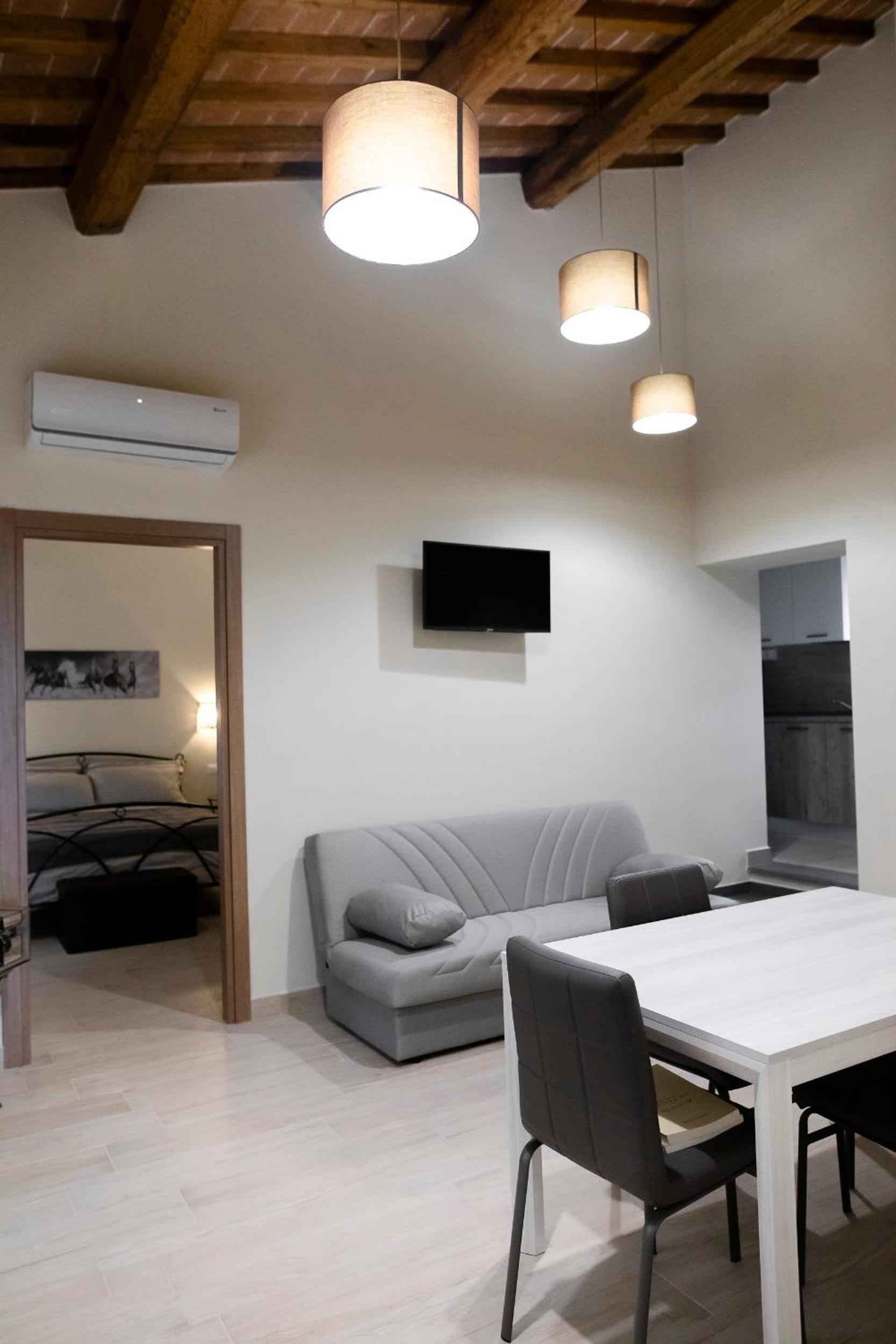 Deluxe Double Room - Photo 22