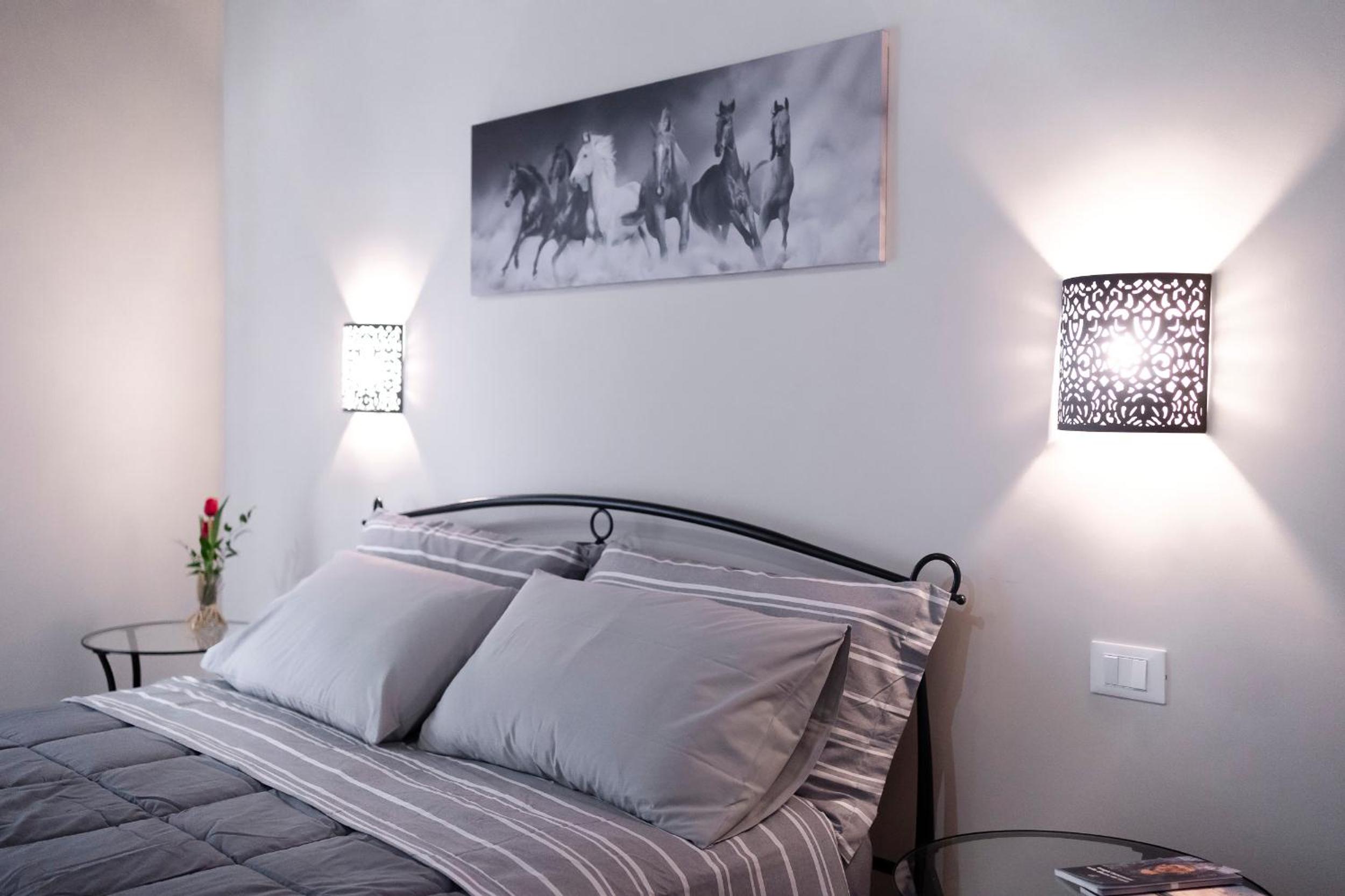 Deluxe Double Room - Photo 8