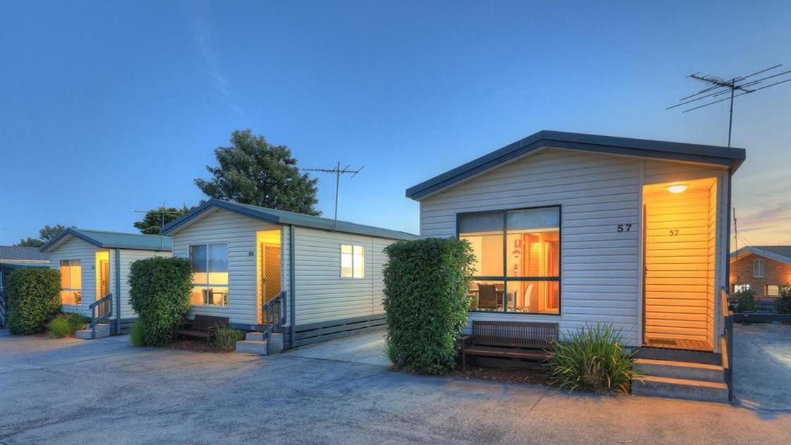 2 Bedroom Standard Cabin photo 2