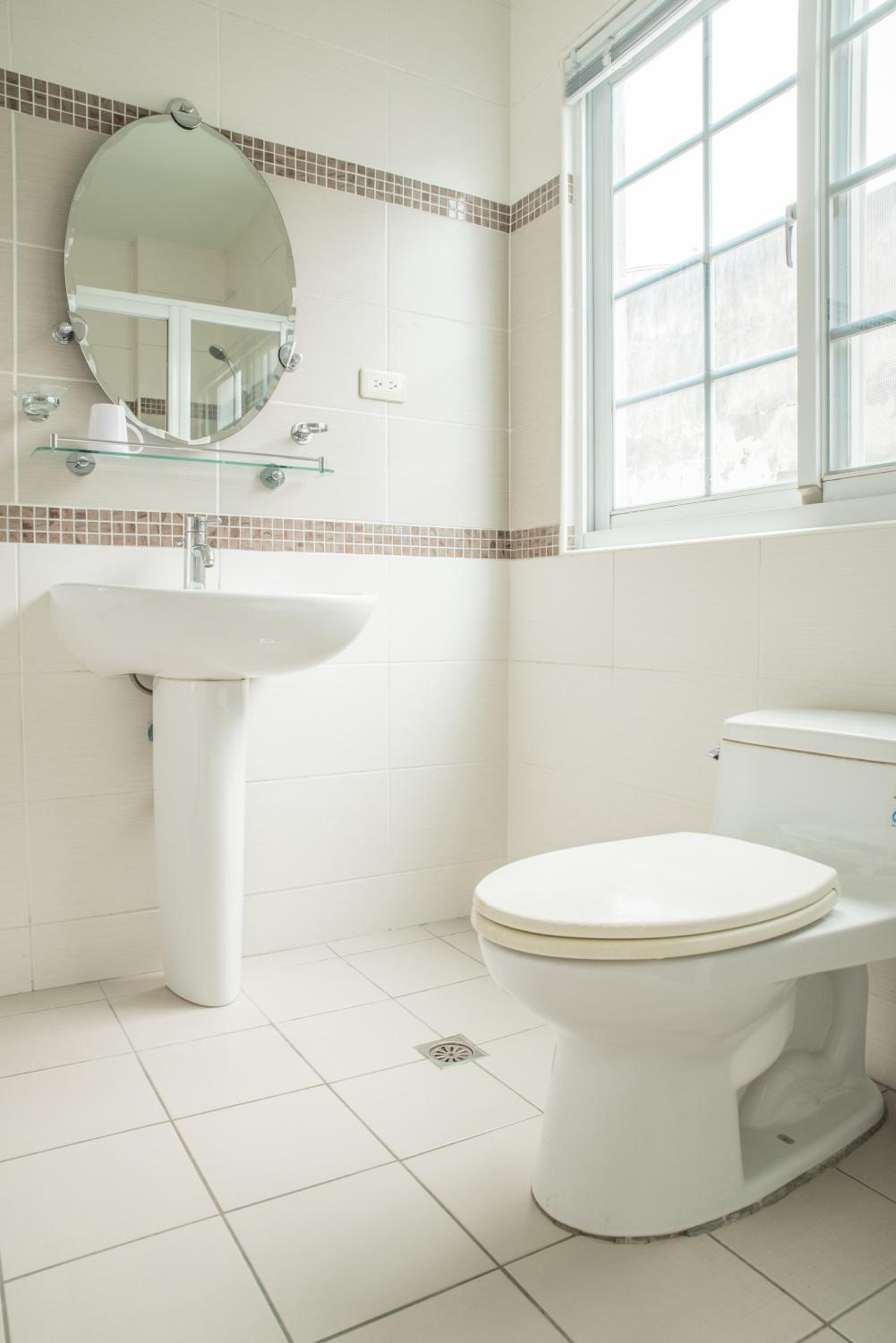 Deluxe Double Room with Shower photo 2