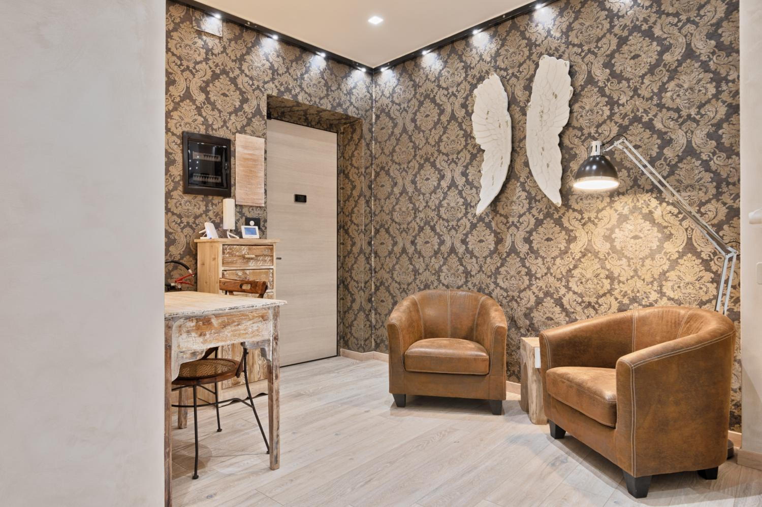 One-Bedroom Apartment - Photo 7
