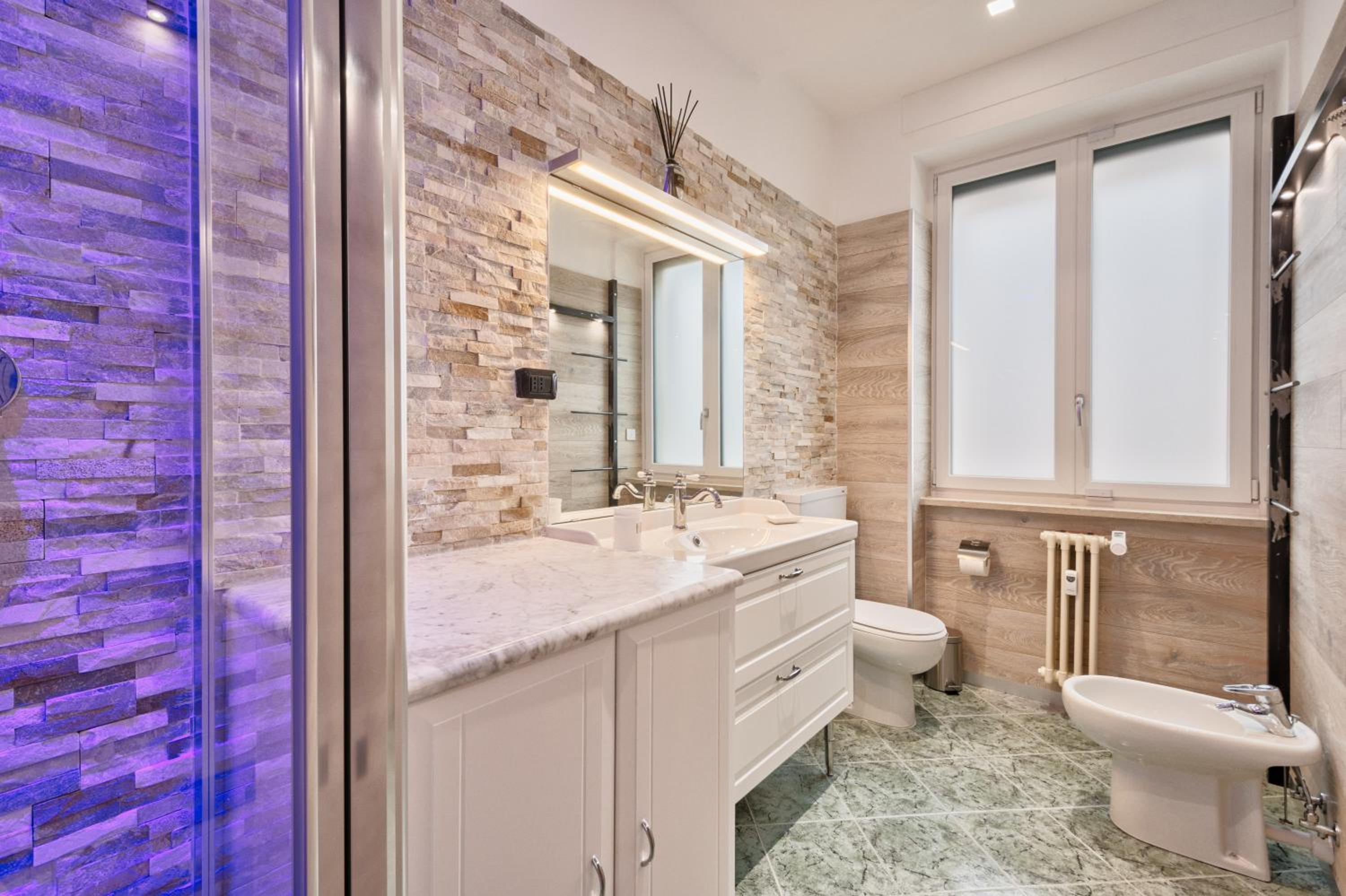 One-Bedroom Apartment - Photo 4