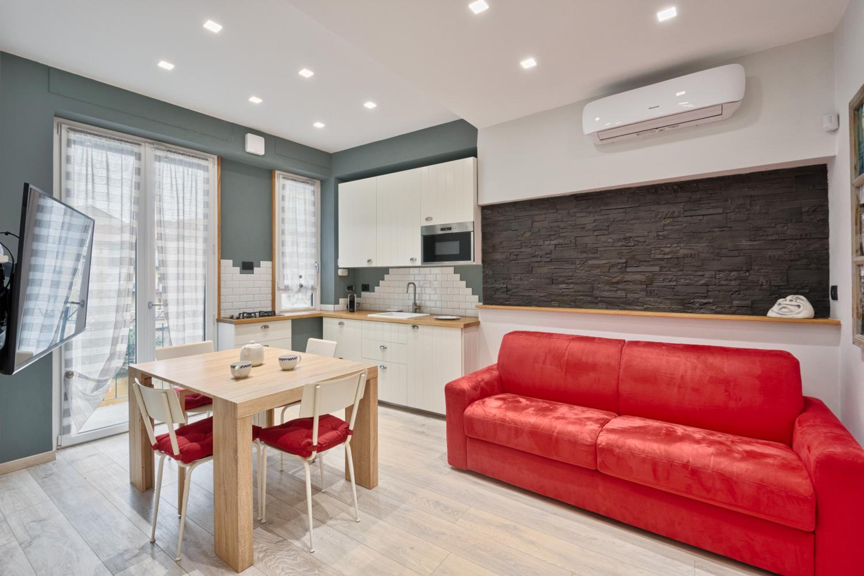 One-Bedroom Apartment - Photo 28