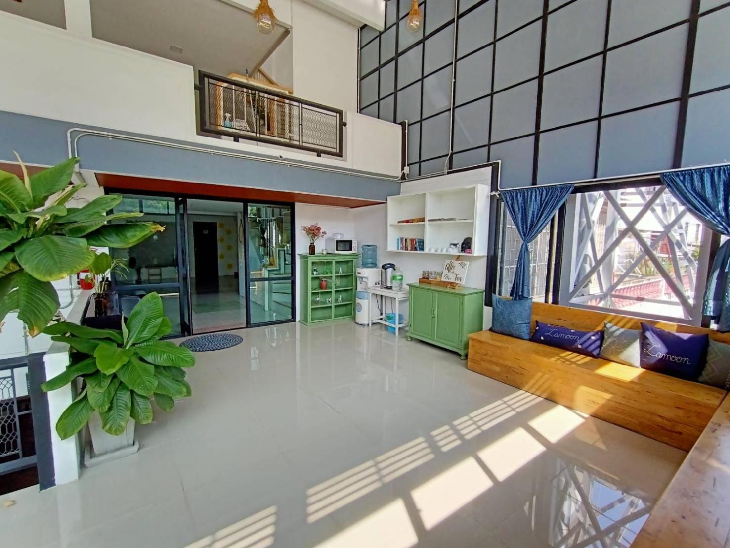 Standard Double Room - Photo 12