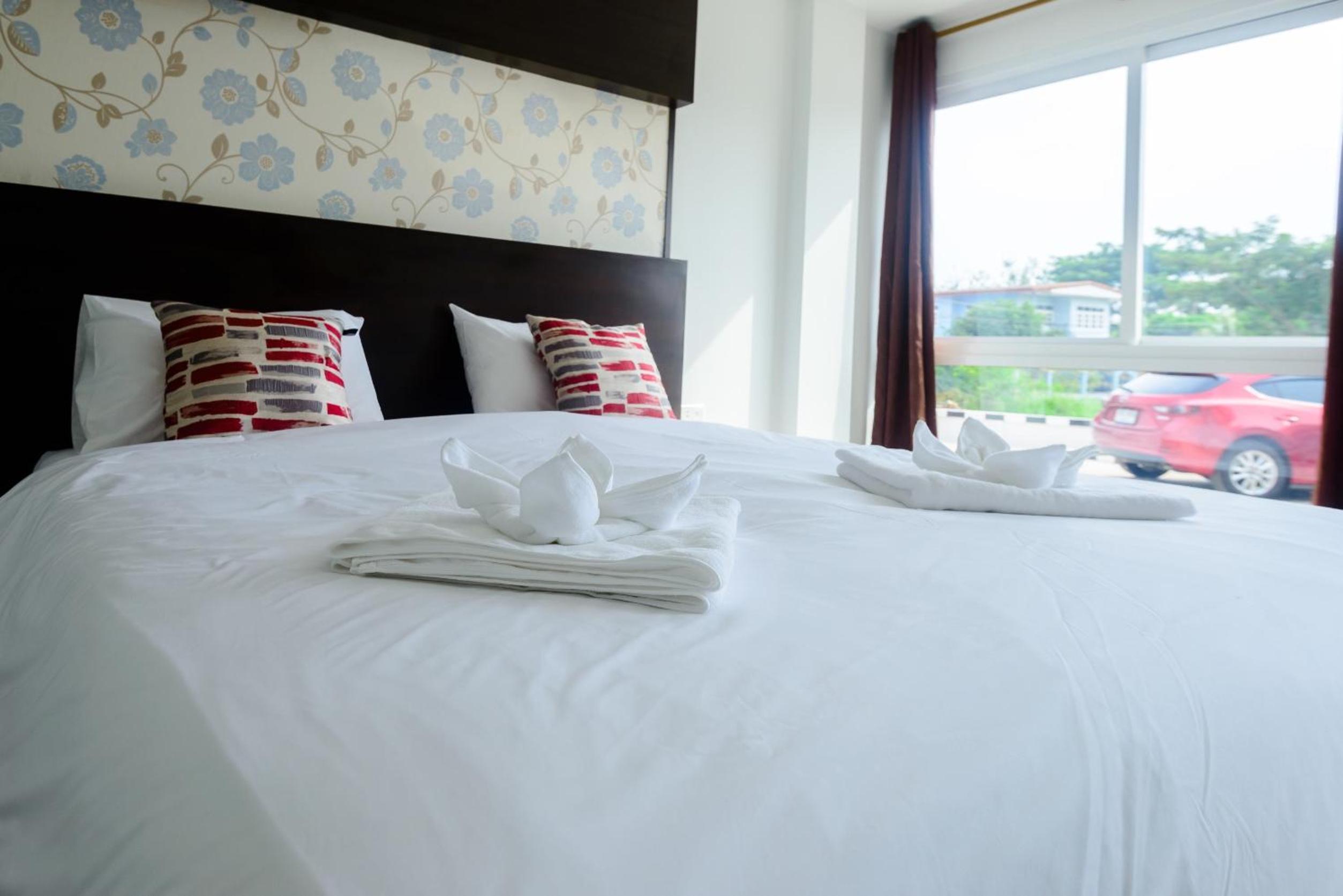 Double Room with Balcony - Photo 17