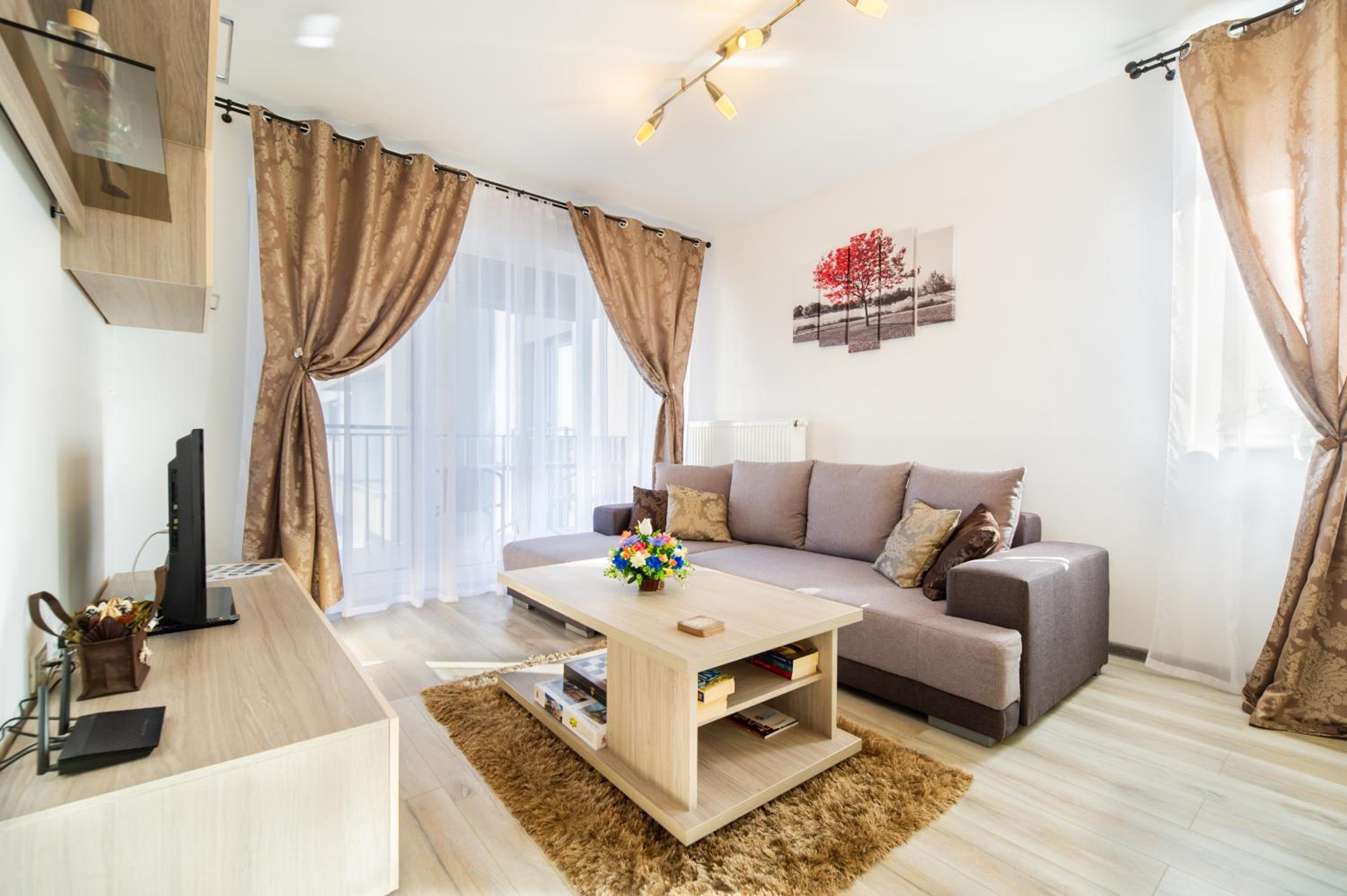 One-Bedroom Apartment - Photo 9
