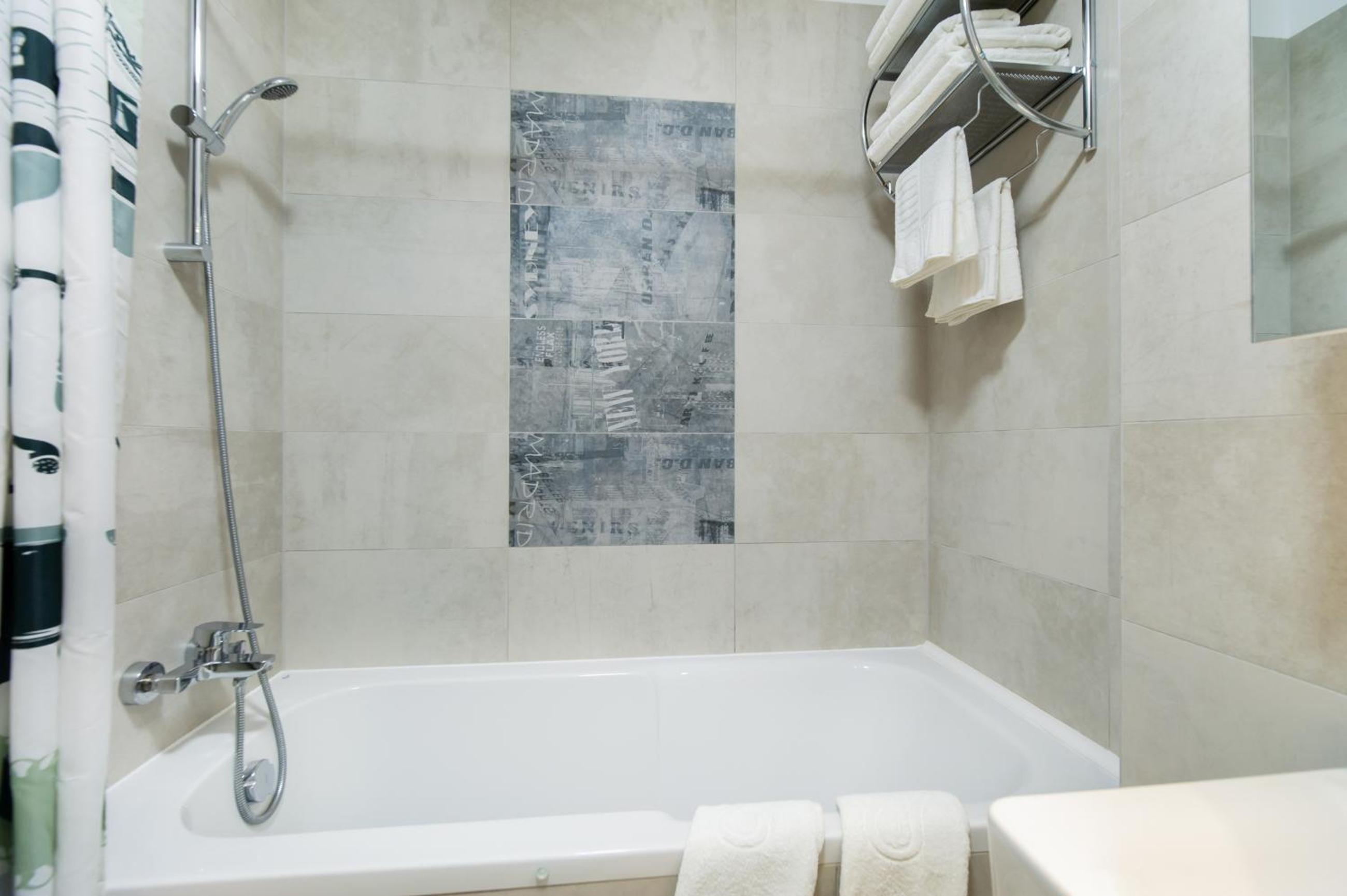 Apartment - Photo 18