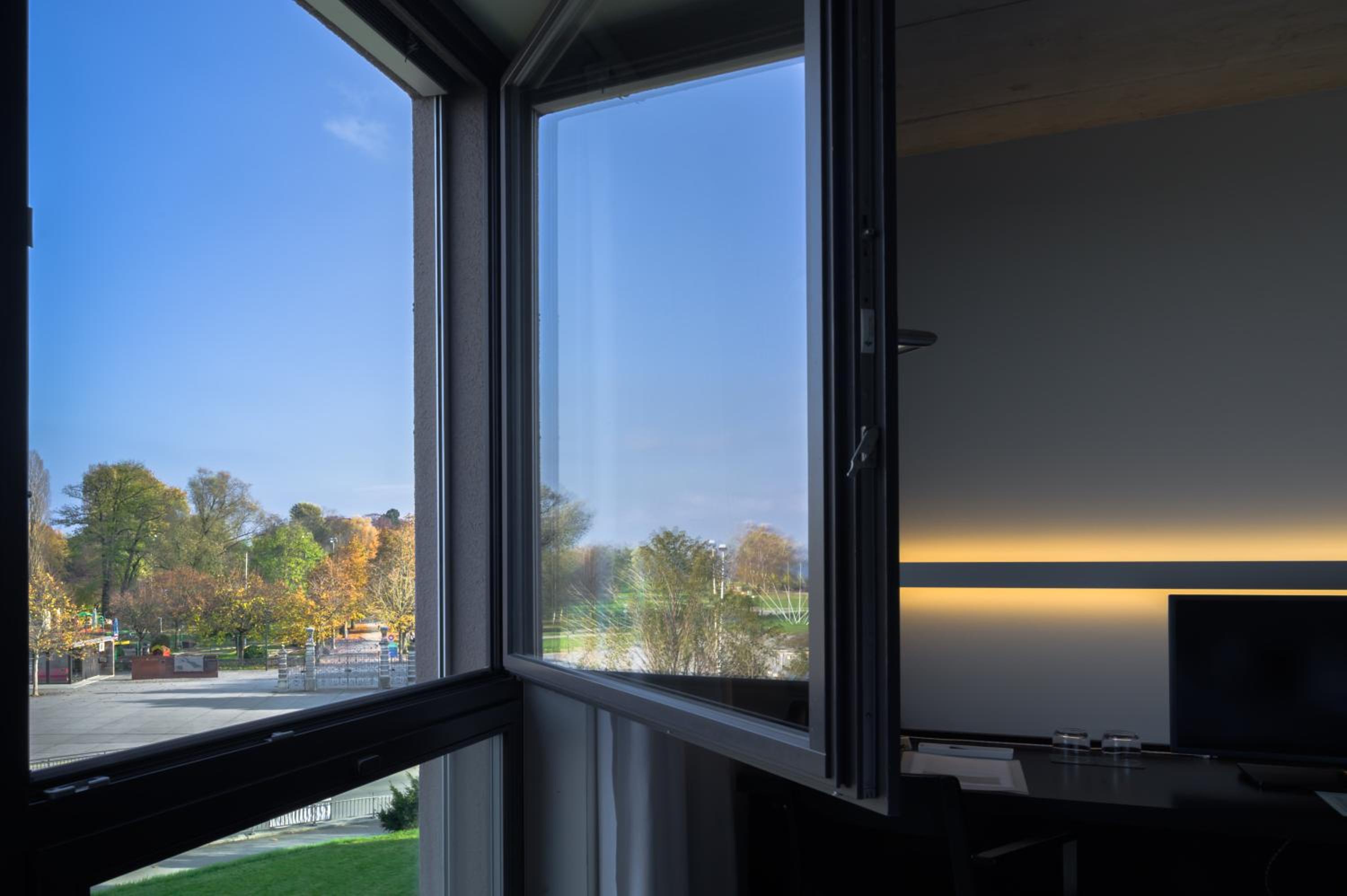 Business Single Room Seeburgpark photo 3