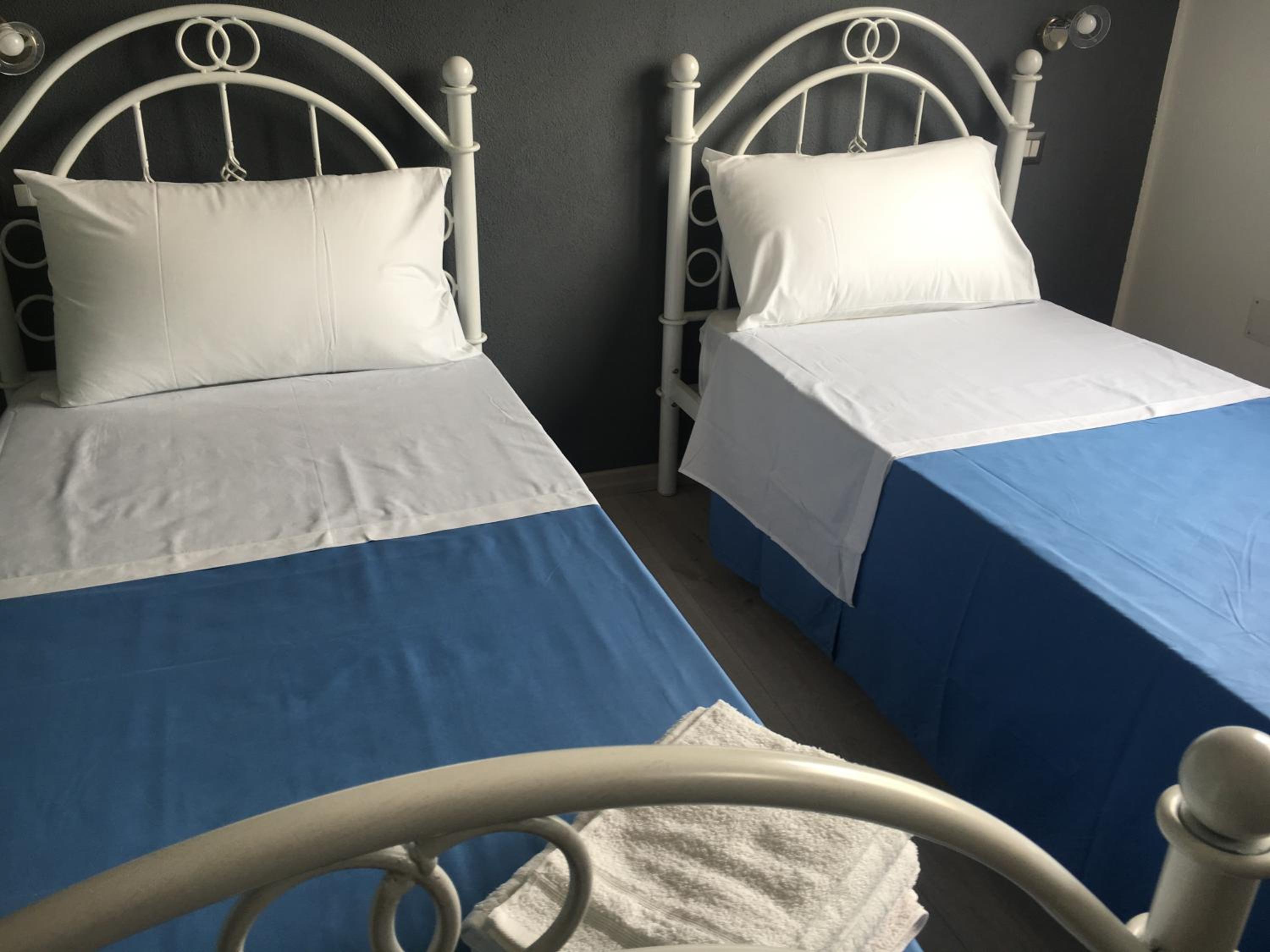 Twin Room with Private Bathroom