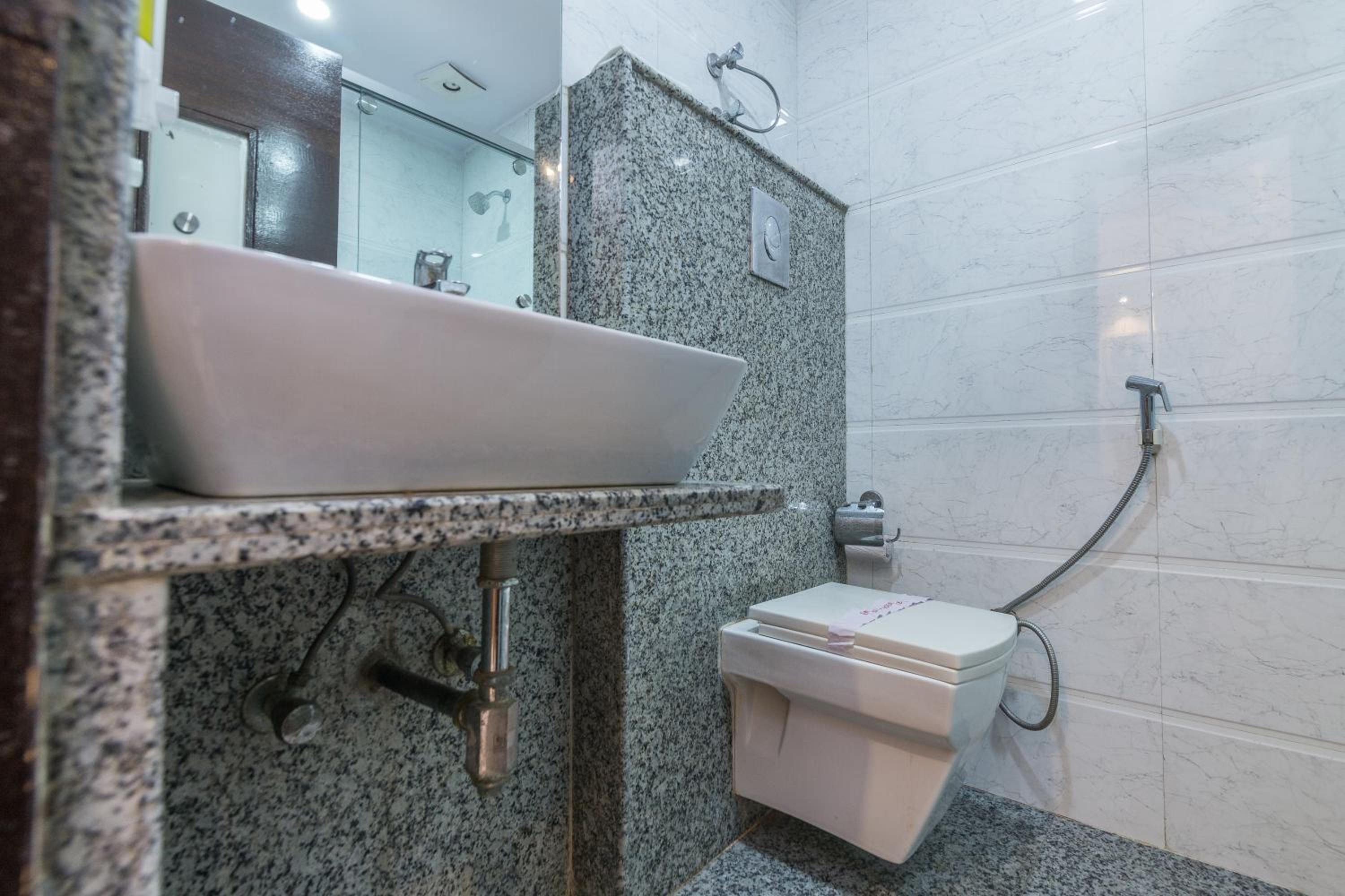 Executive Double Room - Photo 9
