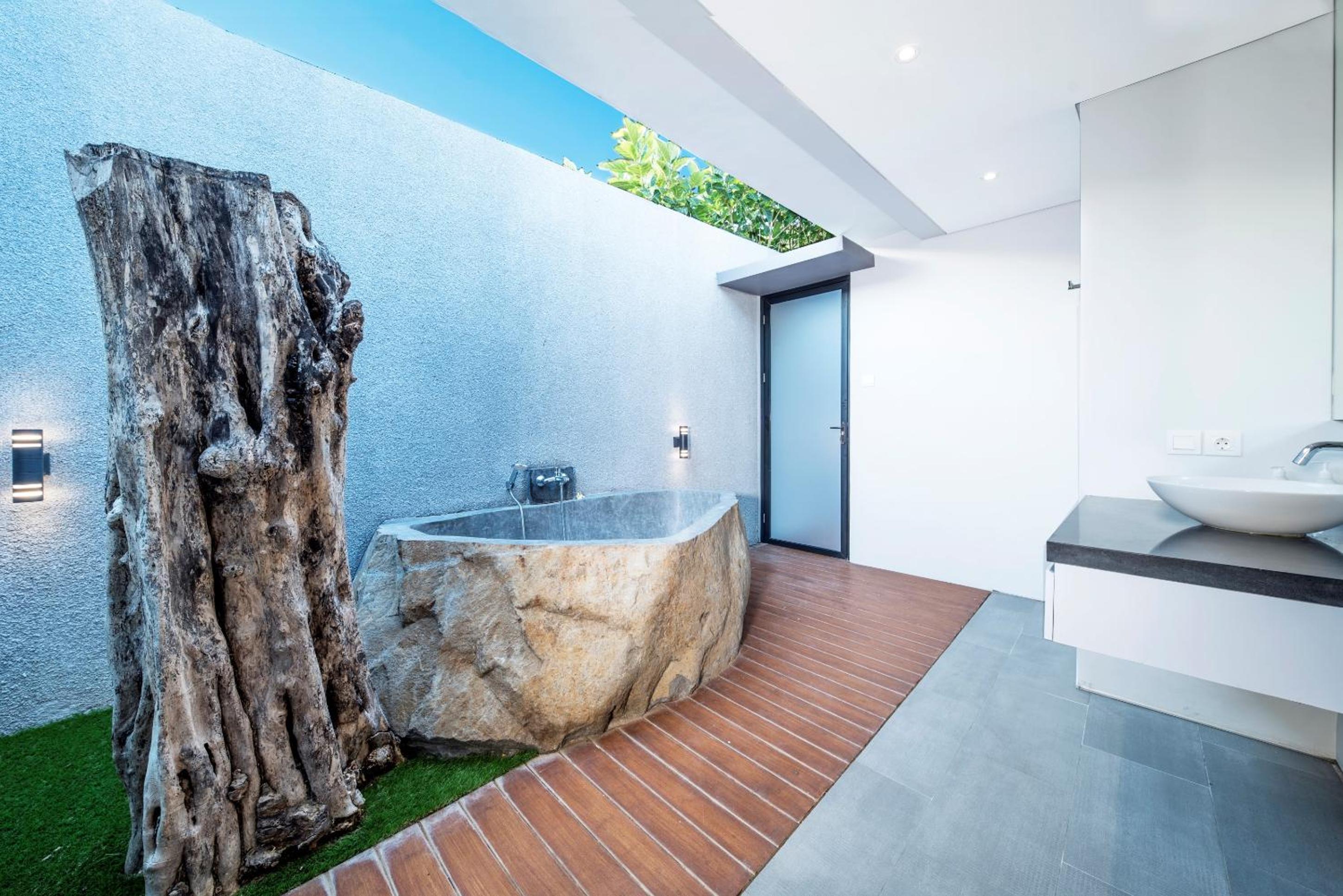 Two-Bedroom Private Pool Villa - Photo 4