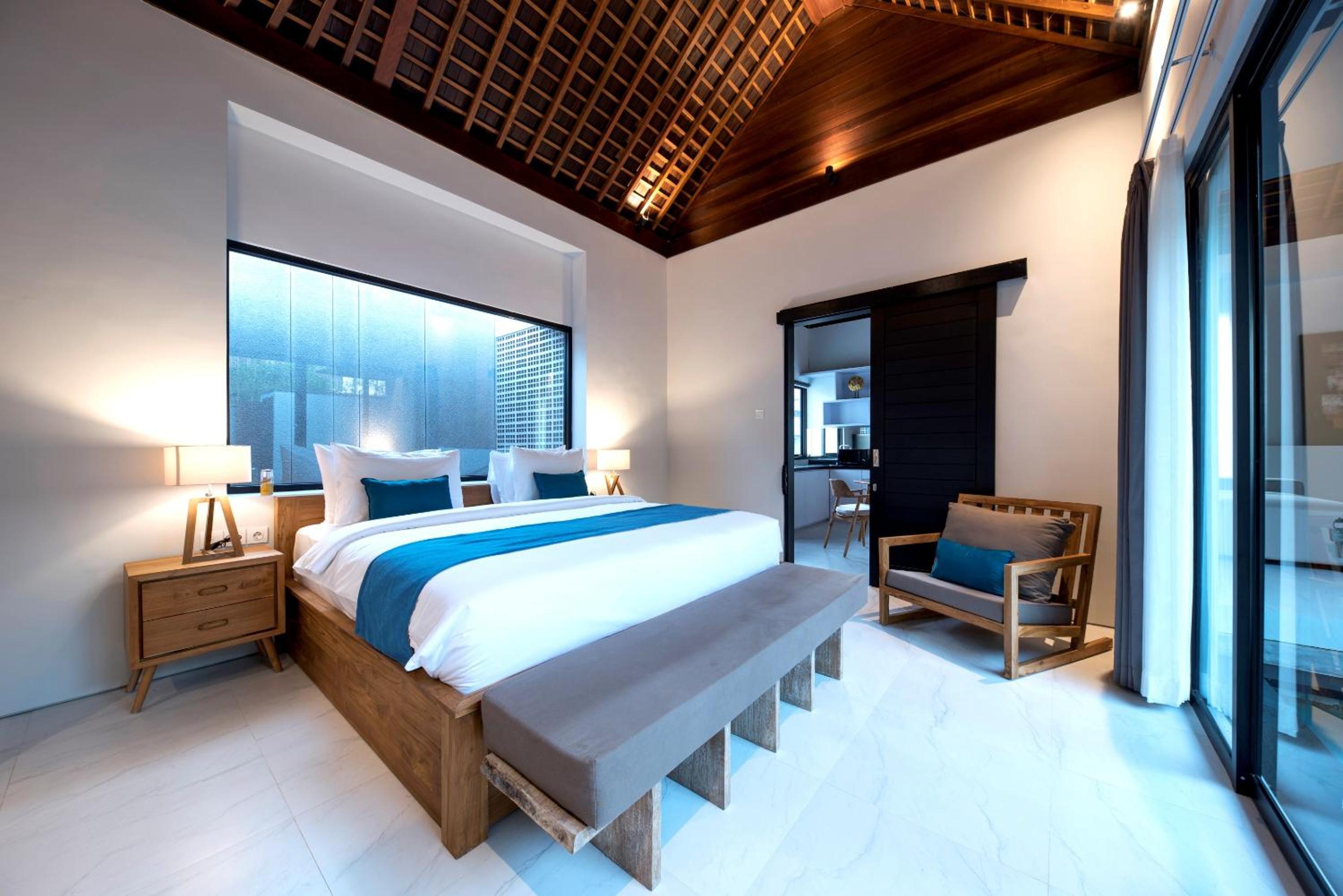 One-Bedroom Private Pool Villa - Photo 2