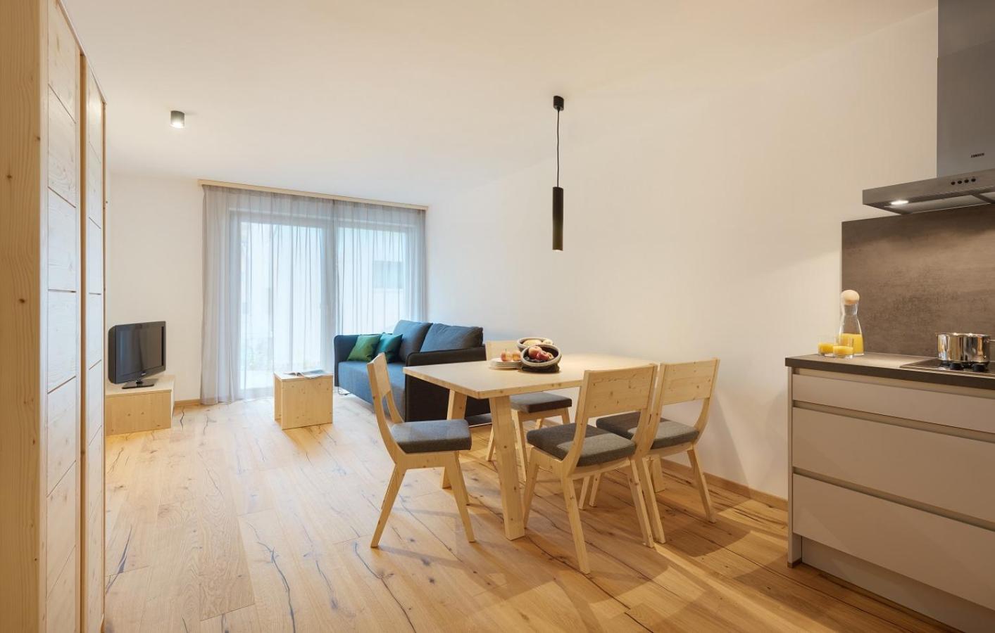 Apartment photo 1
