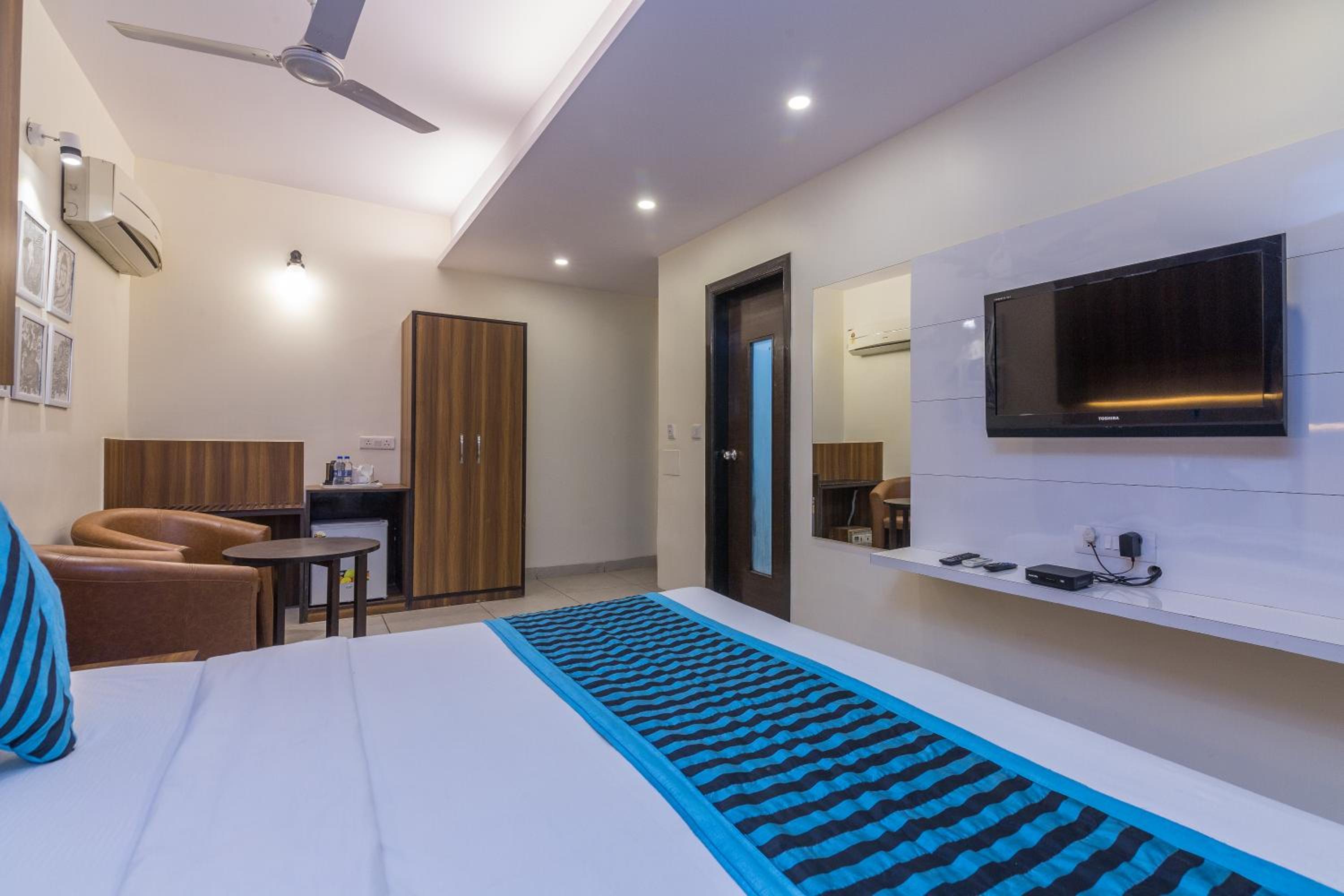 Executive Double Room - Photo 20