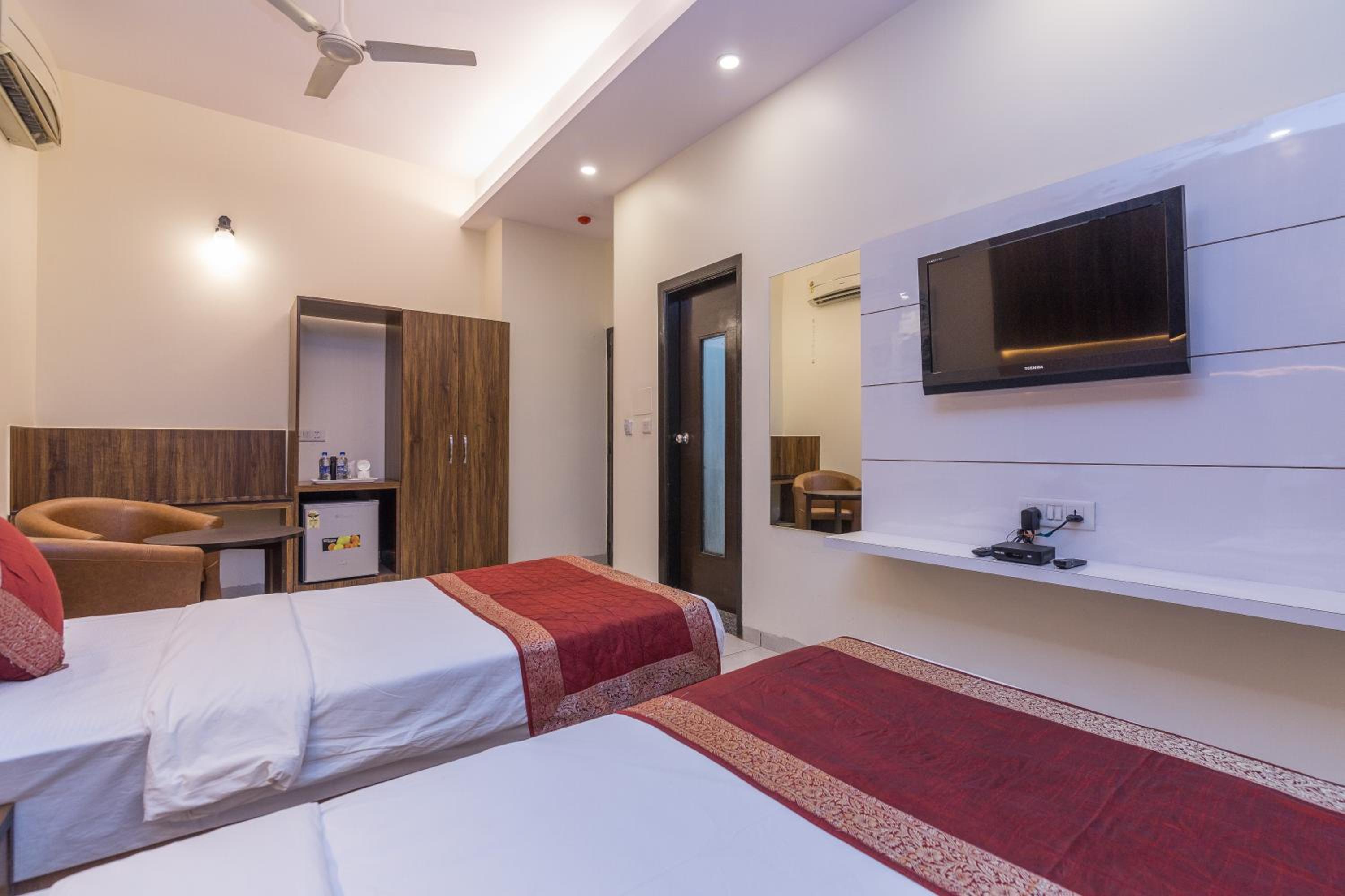 Executive Double Room - Photo 17