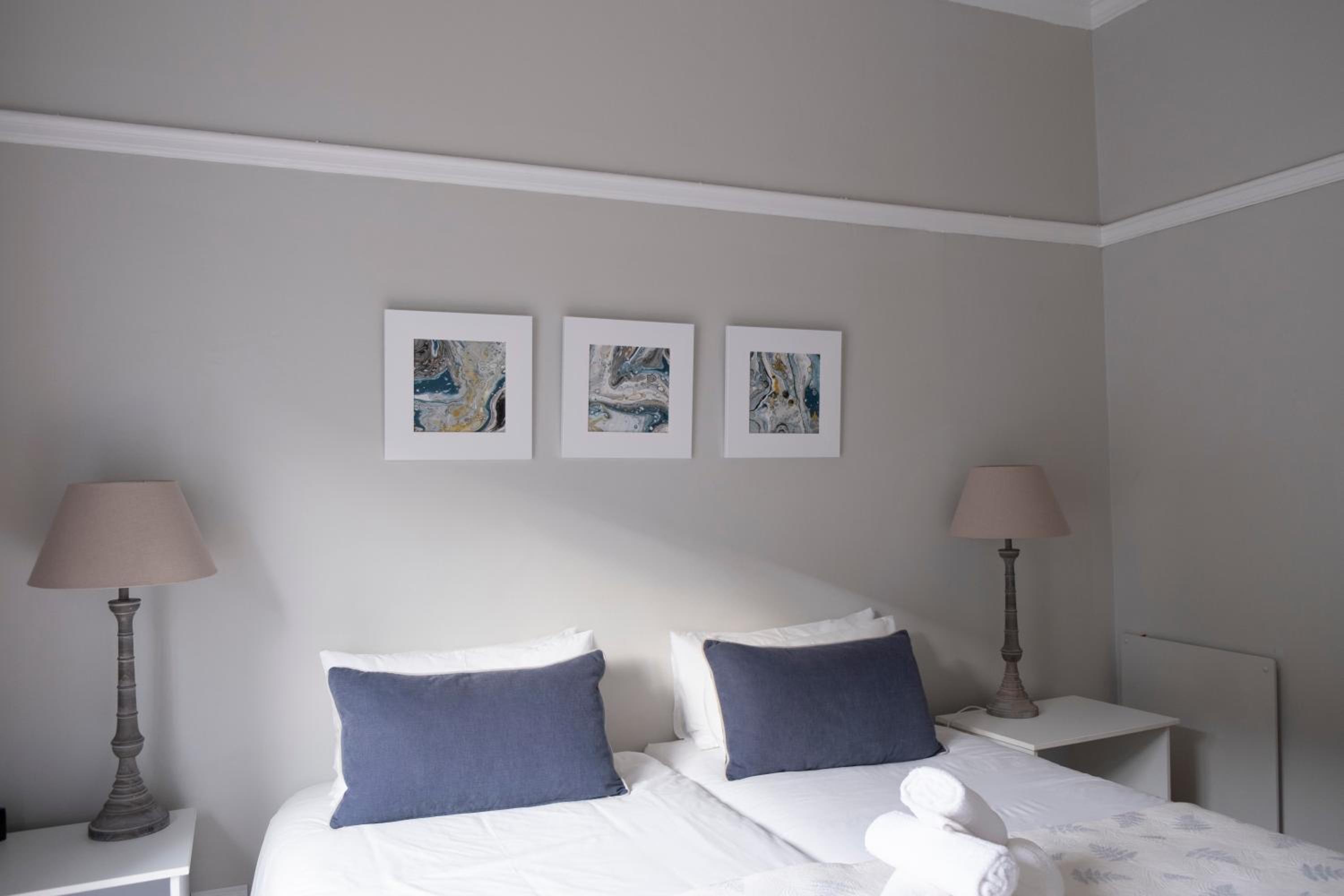Twin/Double Room photo 3
