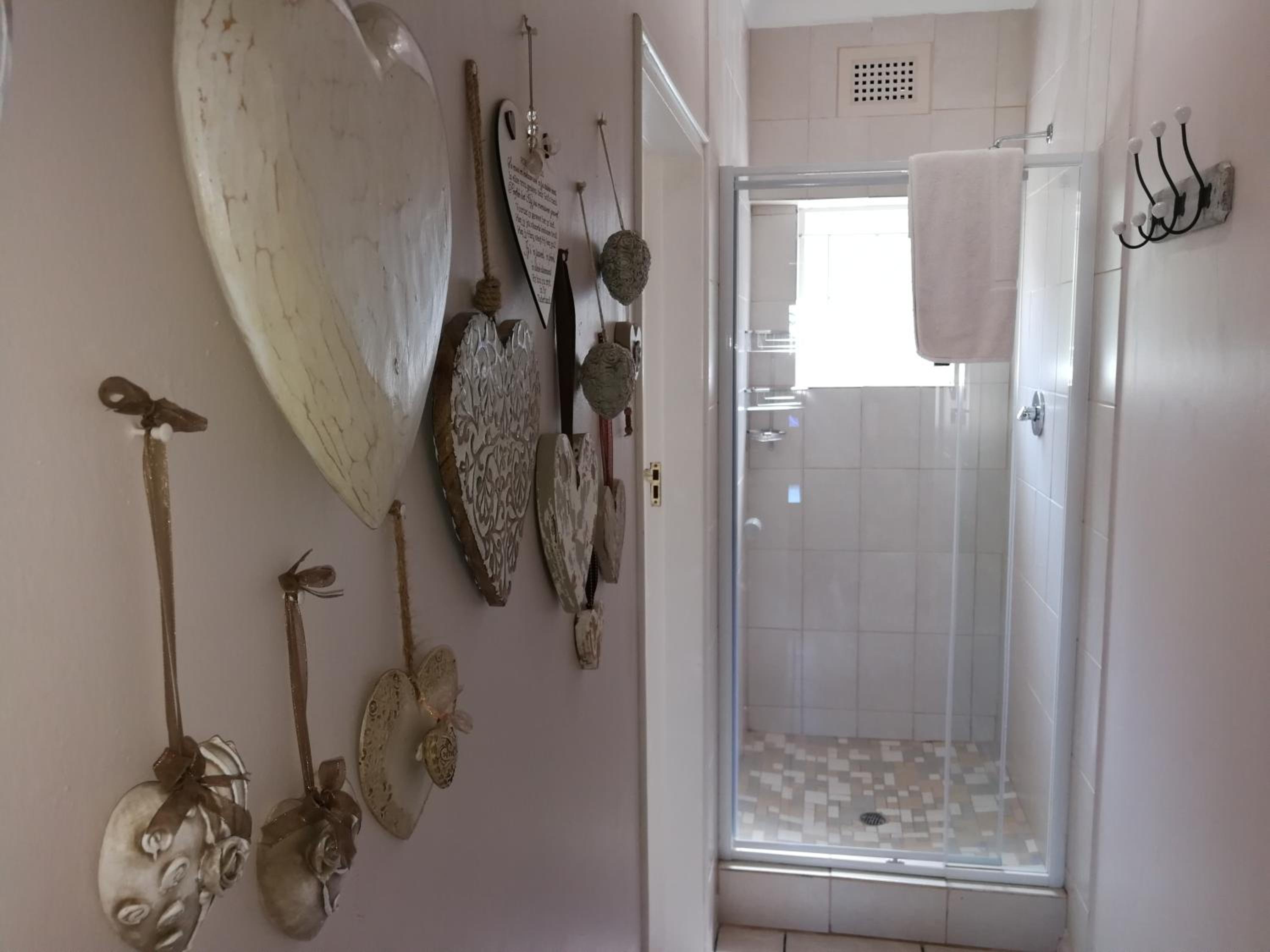 Double Room with Garden View - Photo 13