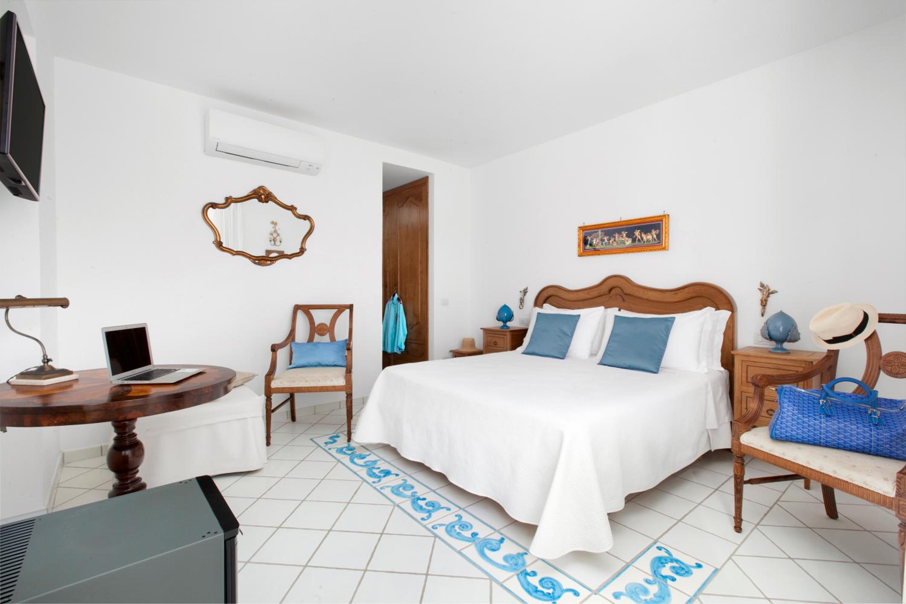 Economy Double Room - Photo 1