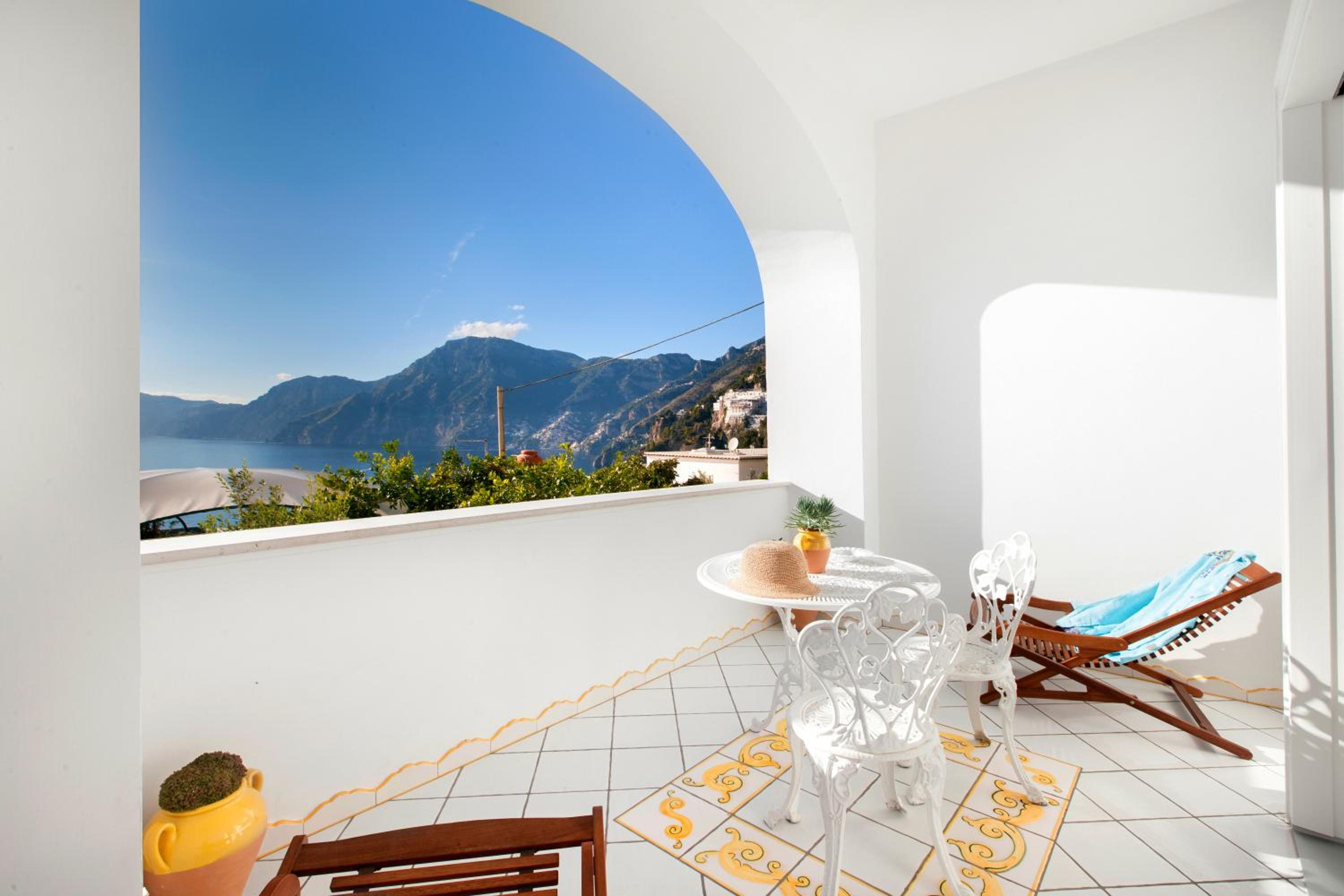 Standard Double Room with Sea View - Photo 13