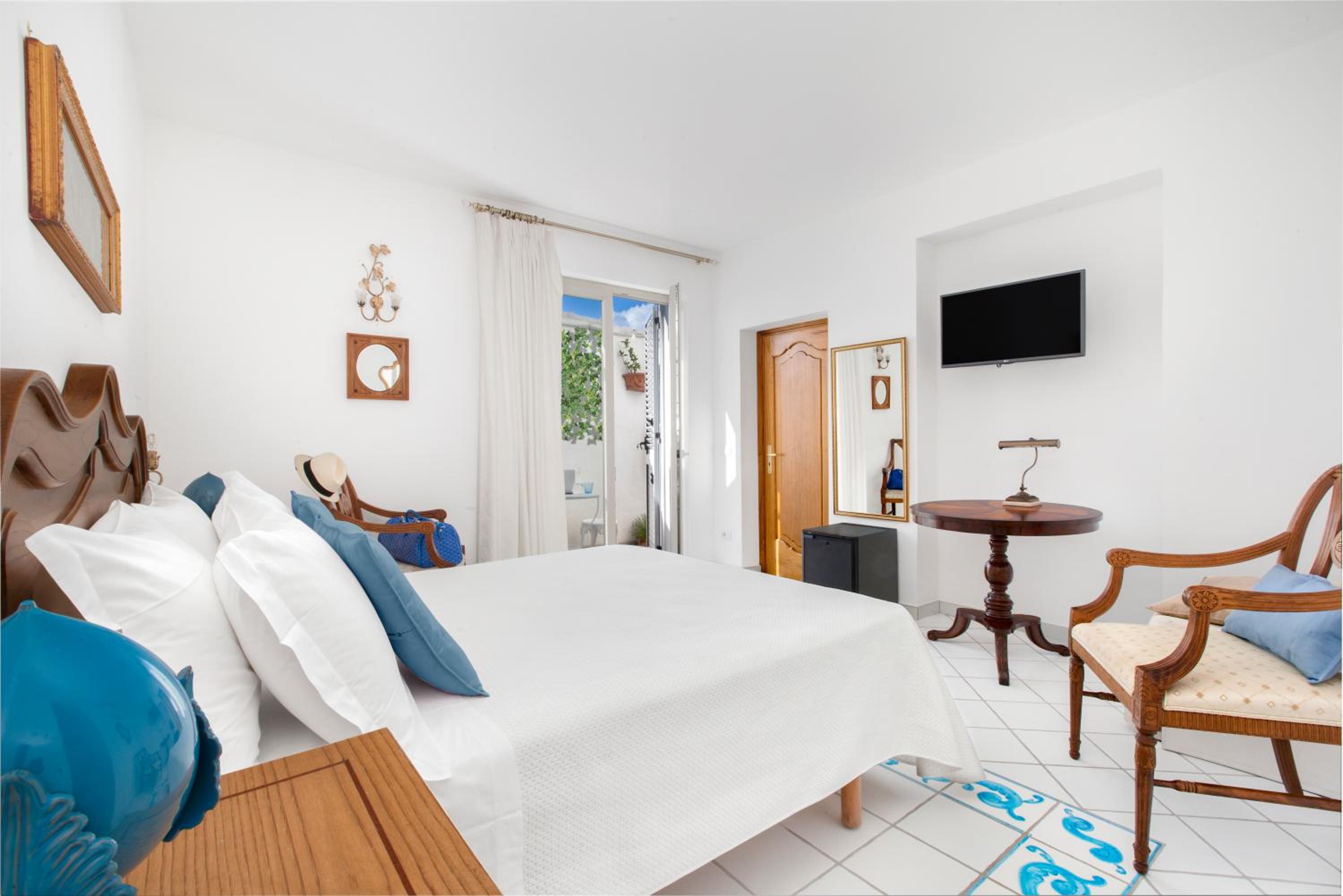 Economy Double Room - Photo 2