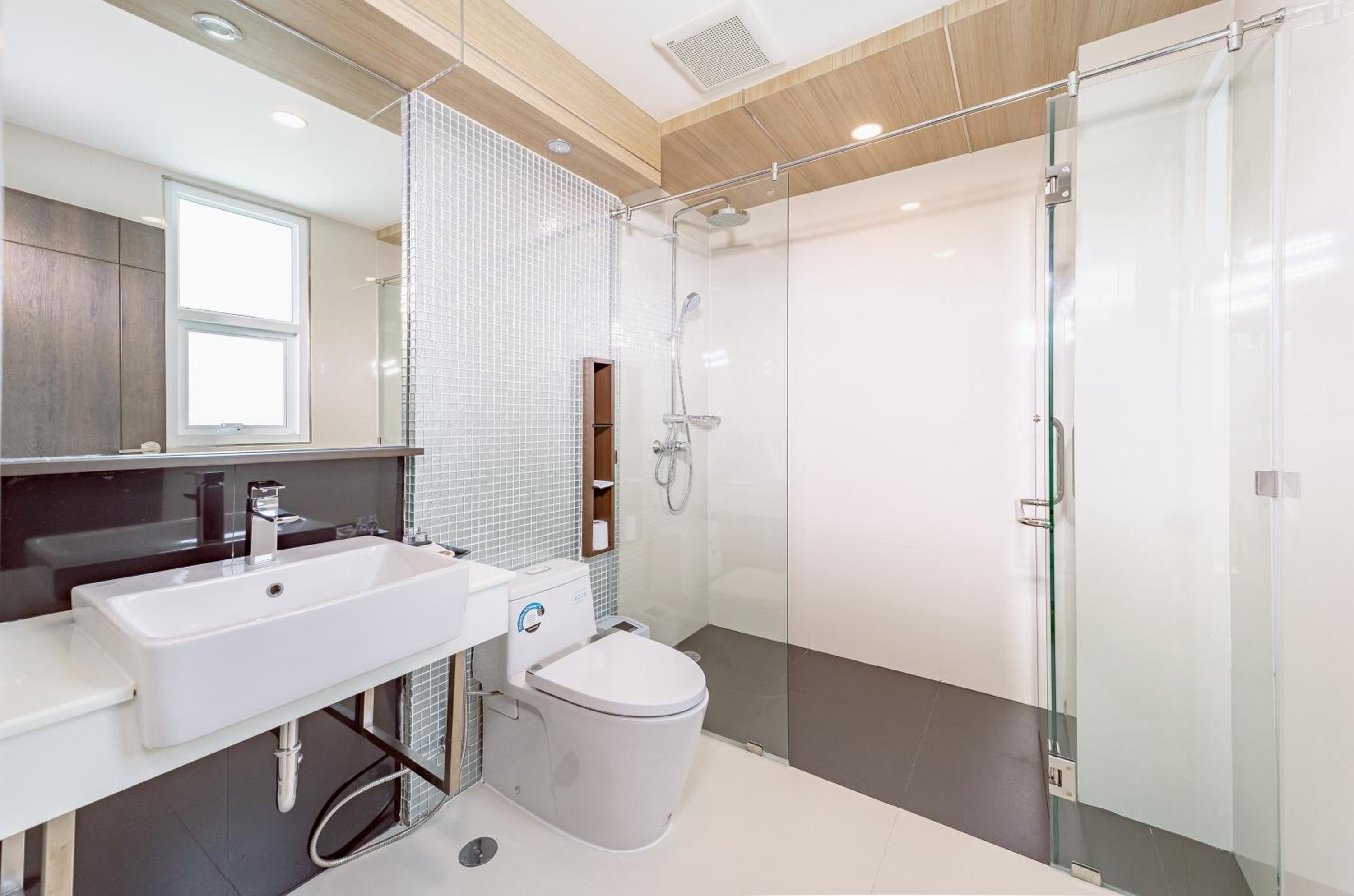 Deluxe Suite - Photo 4