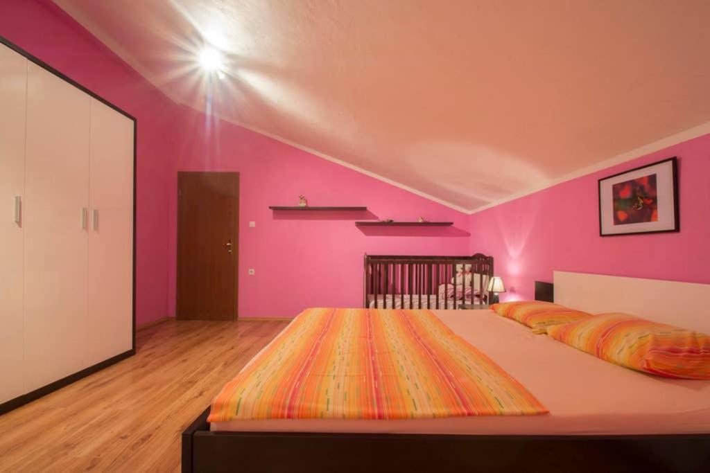 Villa photo 1