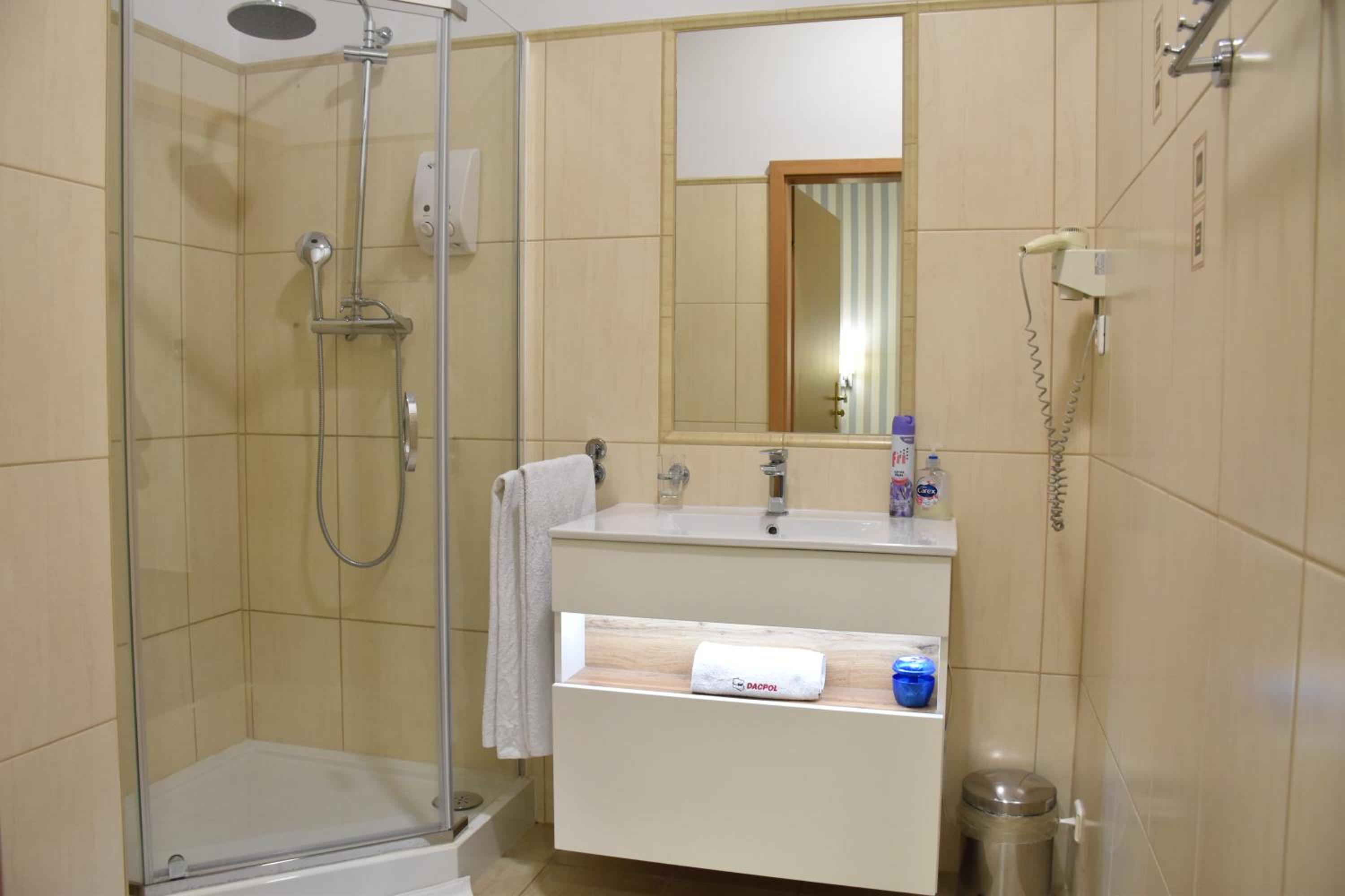 Single Room photo 2