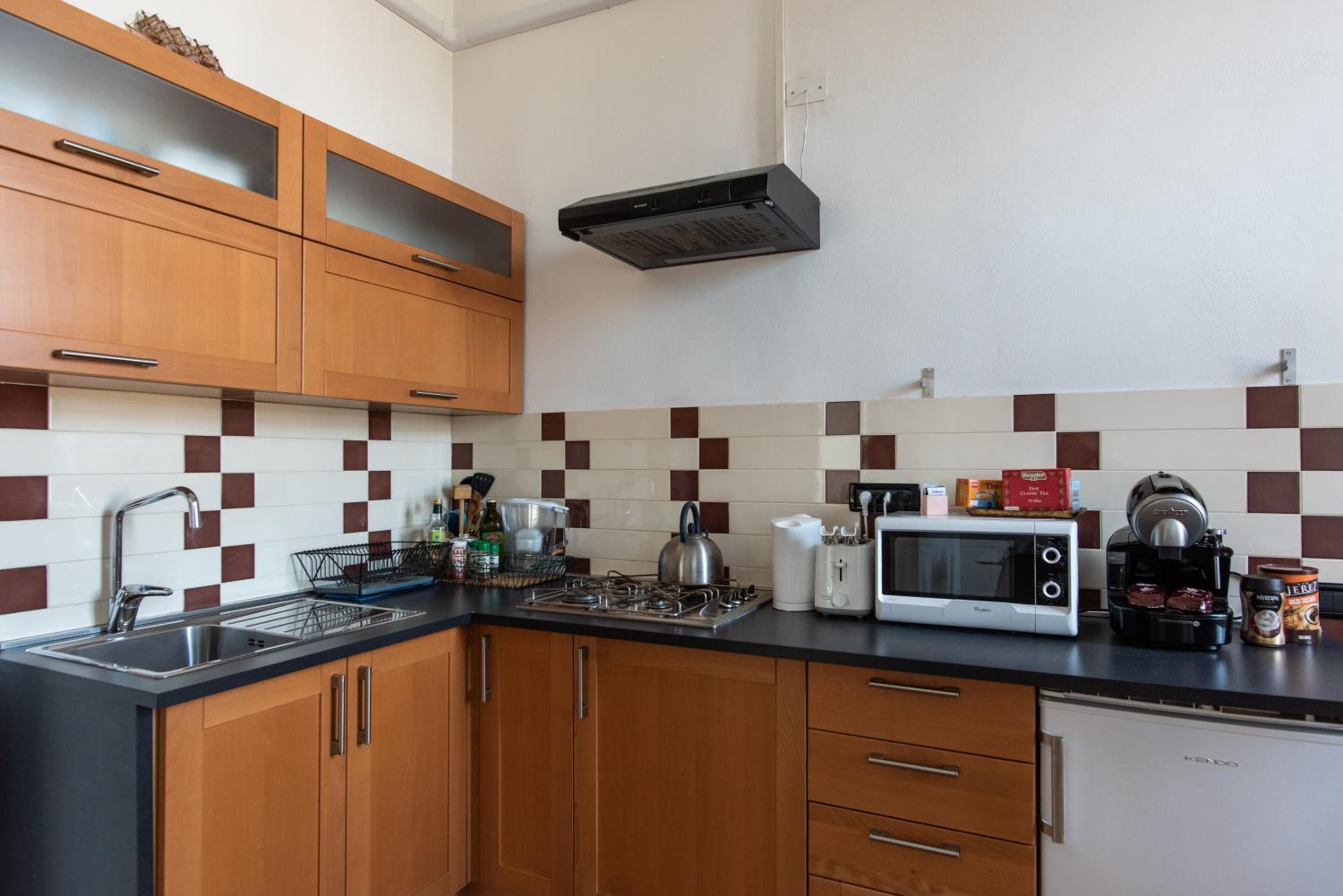 Double Room - Photo 4