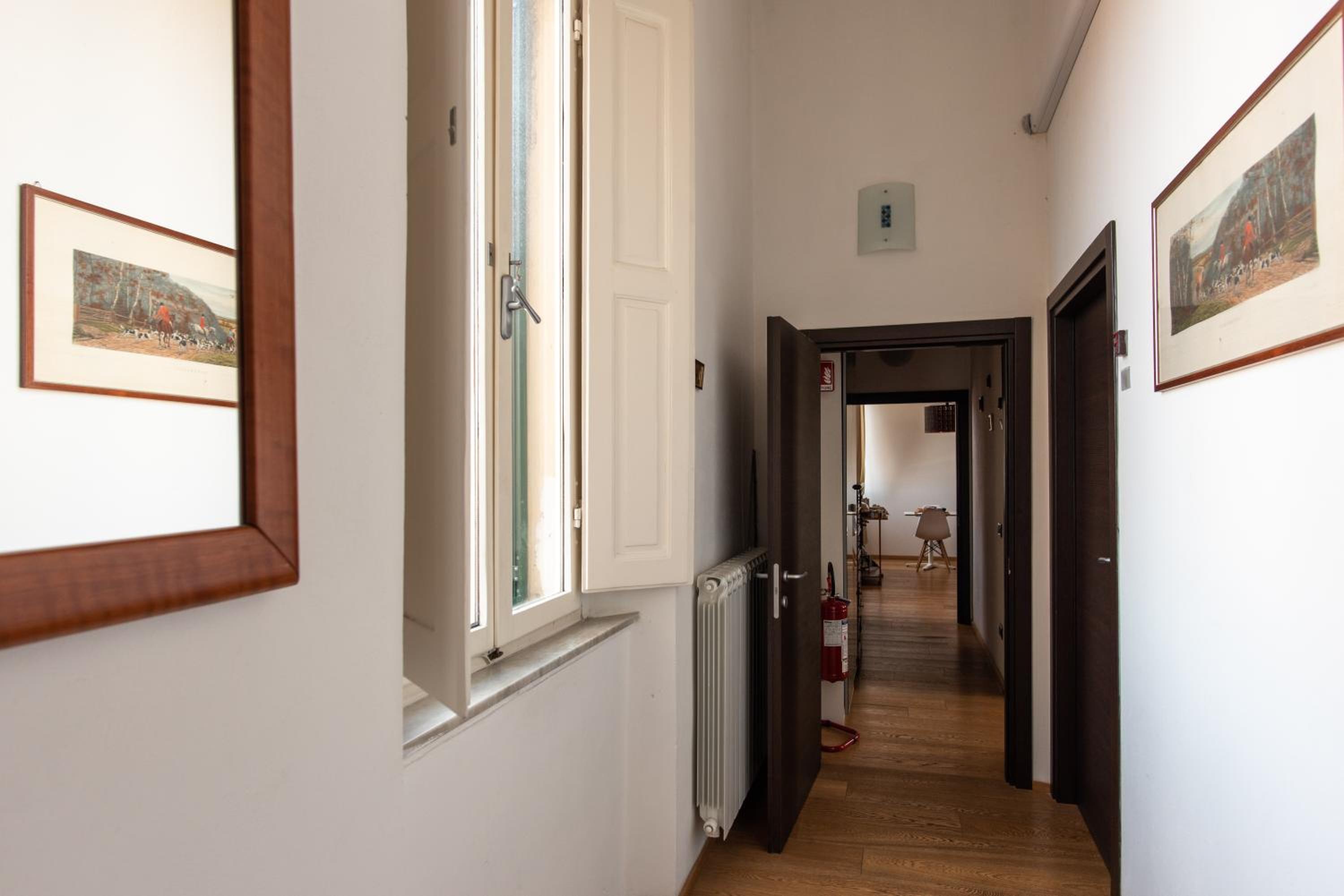 Double Room - Photo 6