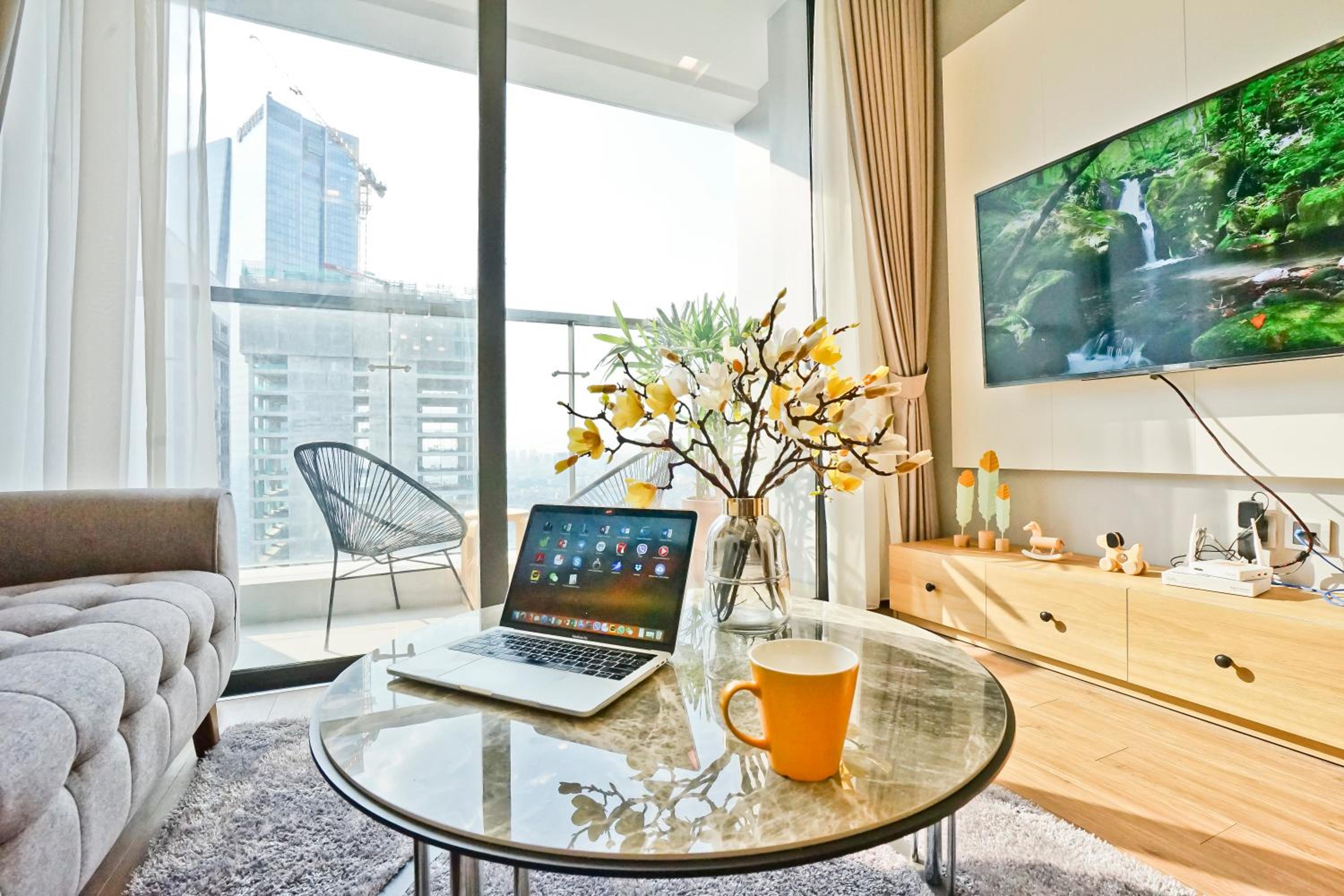 Four-Bedroom Deluxe Apartment