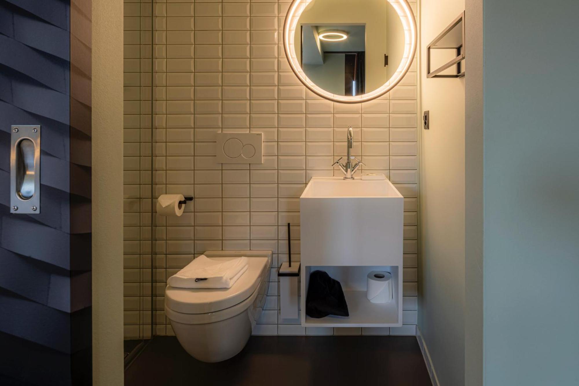Double Room - Photo 5