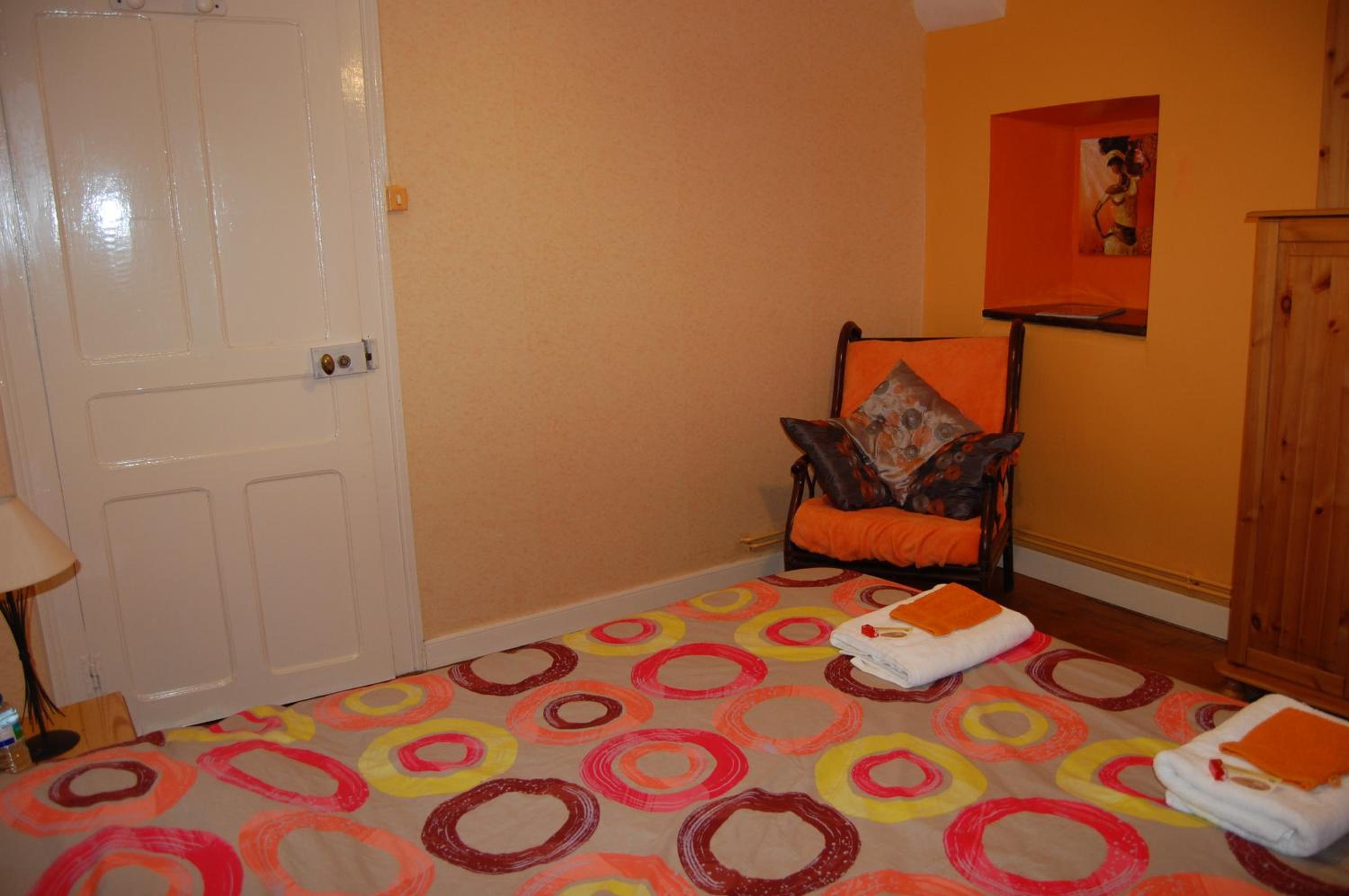 Suite (5 Adults) photo 3