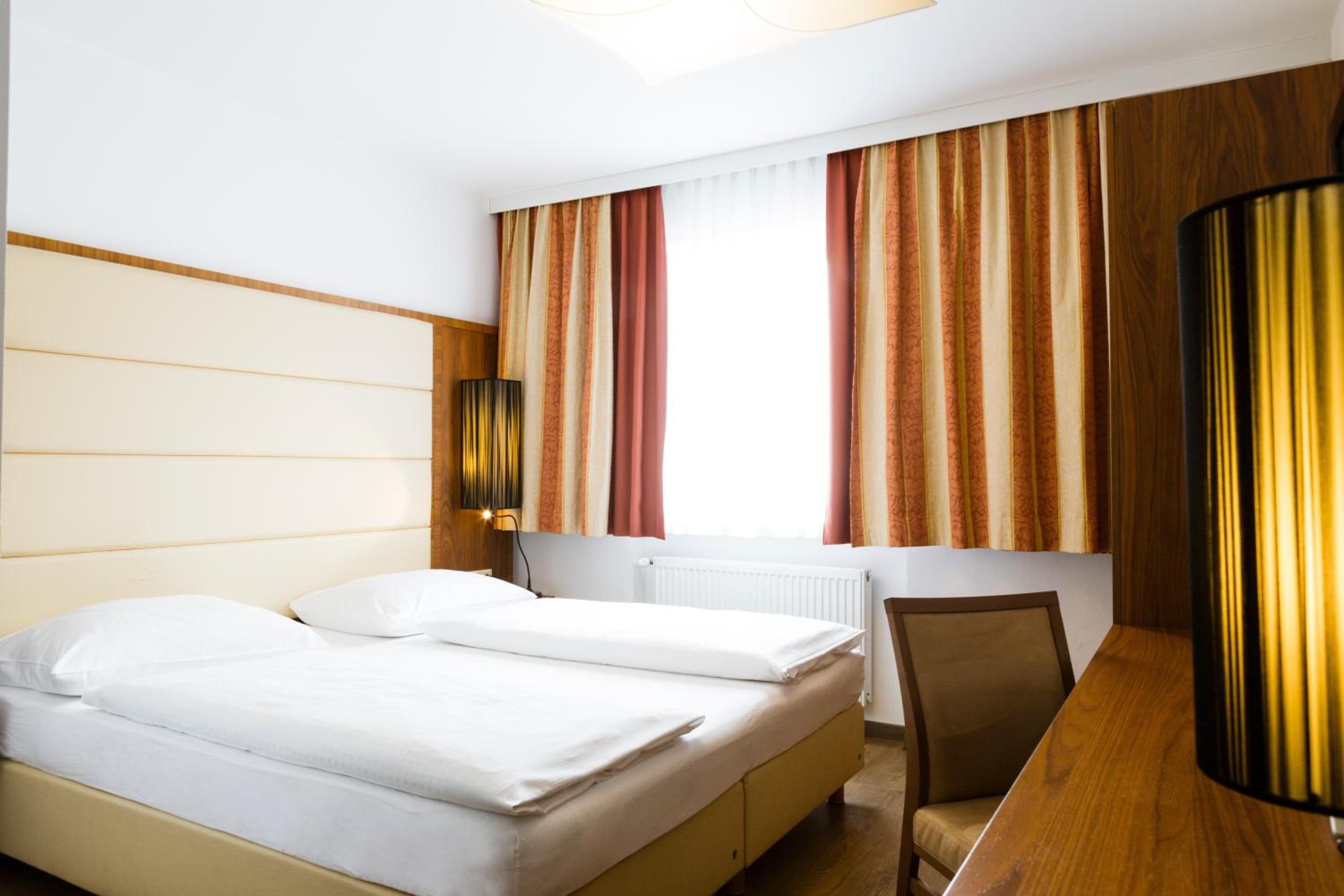 Suite photo 1