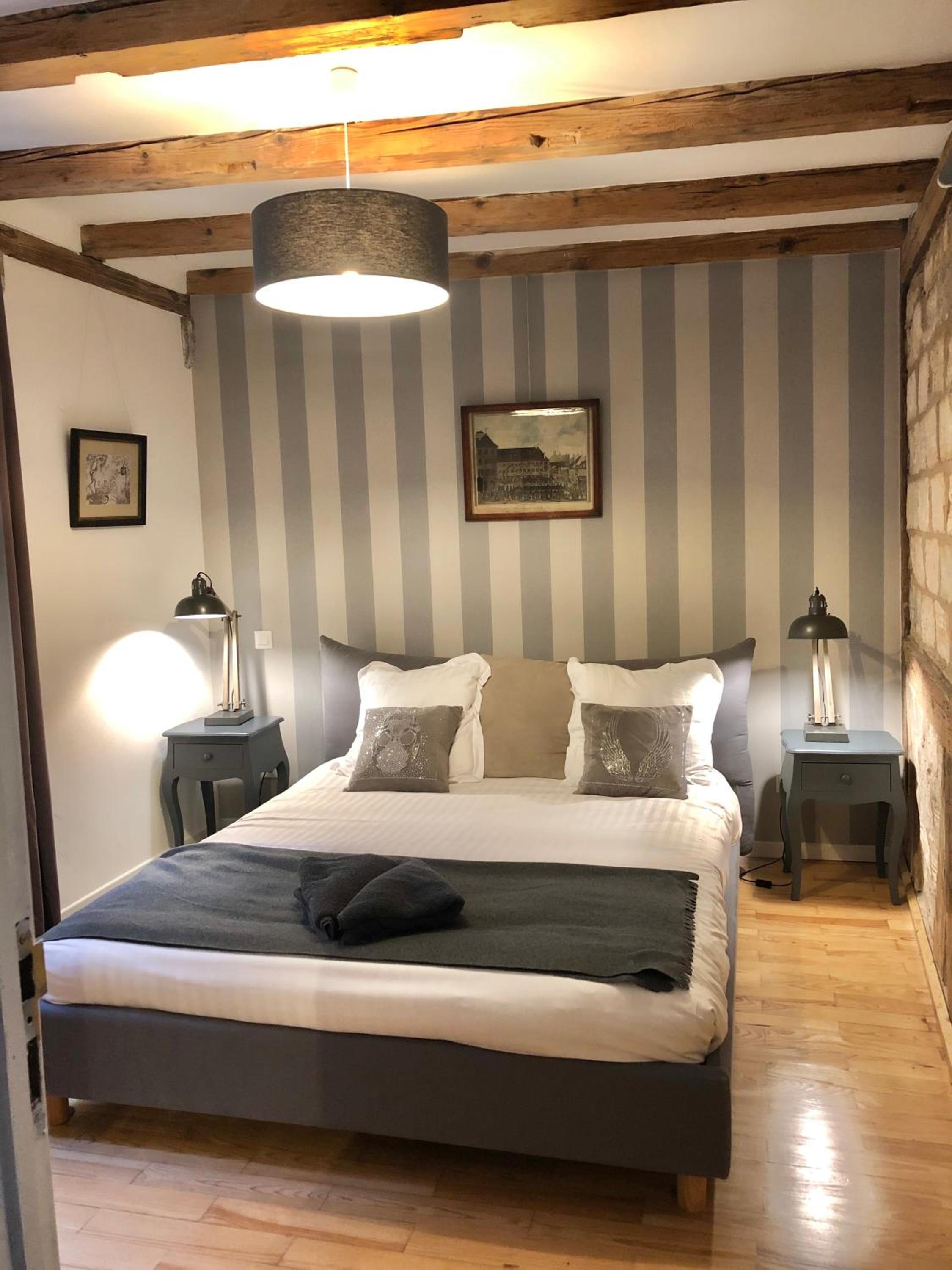 Two-Bedroom Apartment La Cathédrale - Second Floor