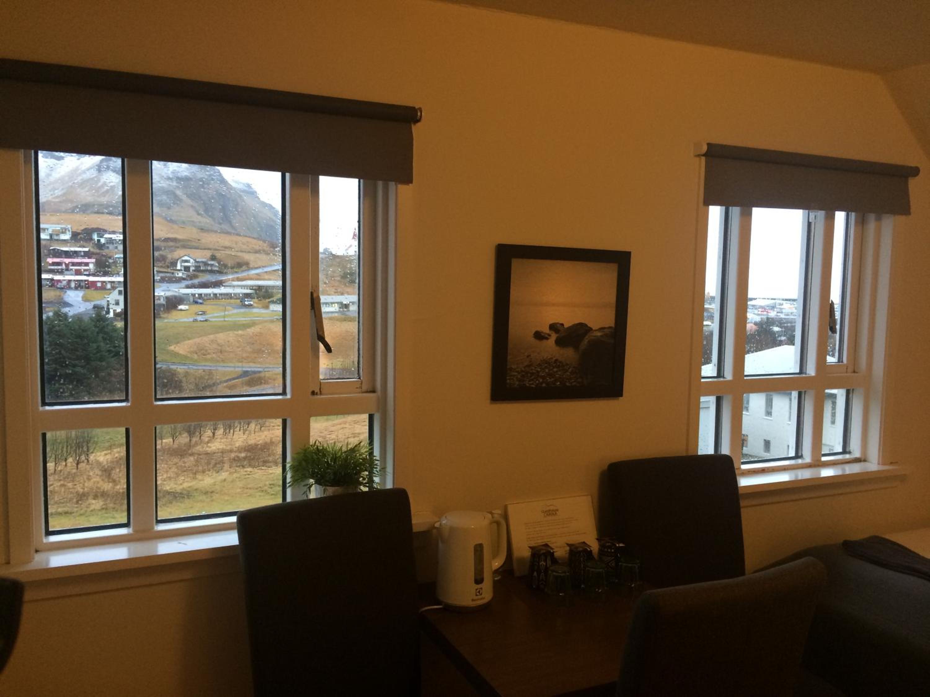 Basic Triple Room with Shared Bathroom photo 2