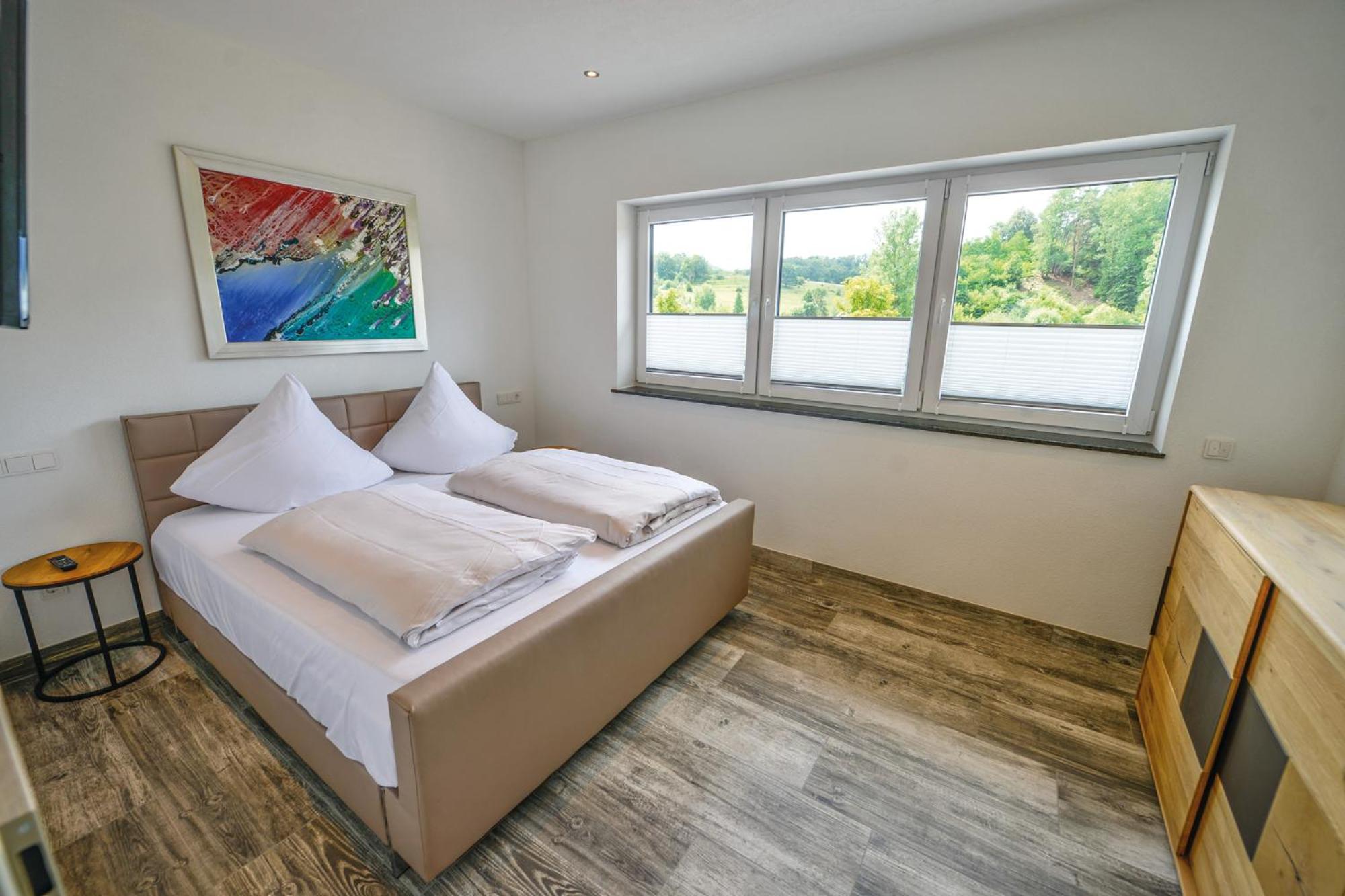 Junior Suite with Pool View photo 1