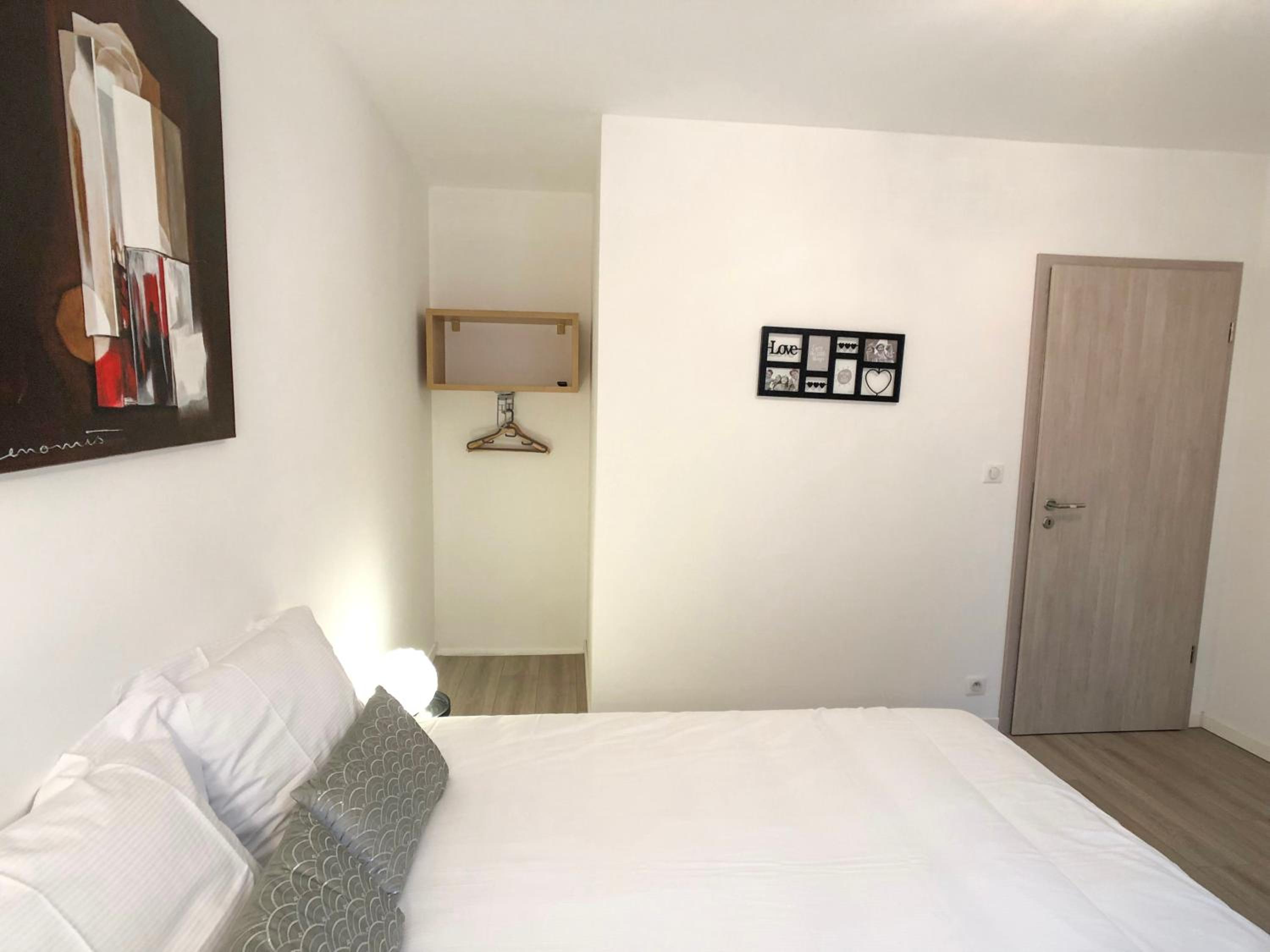 Deluxe Apartment - Photo 8