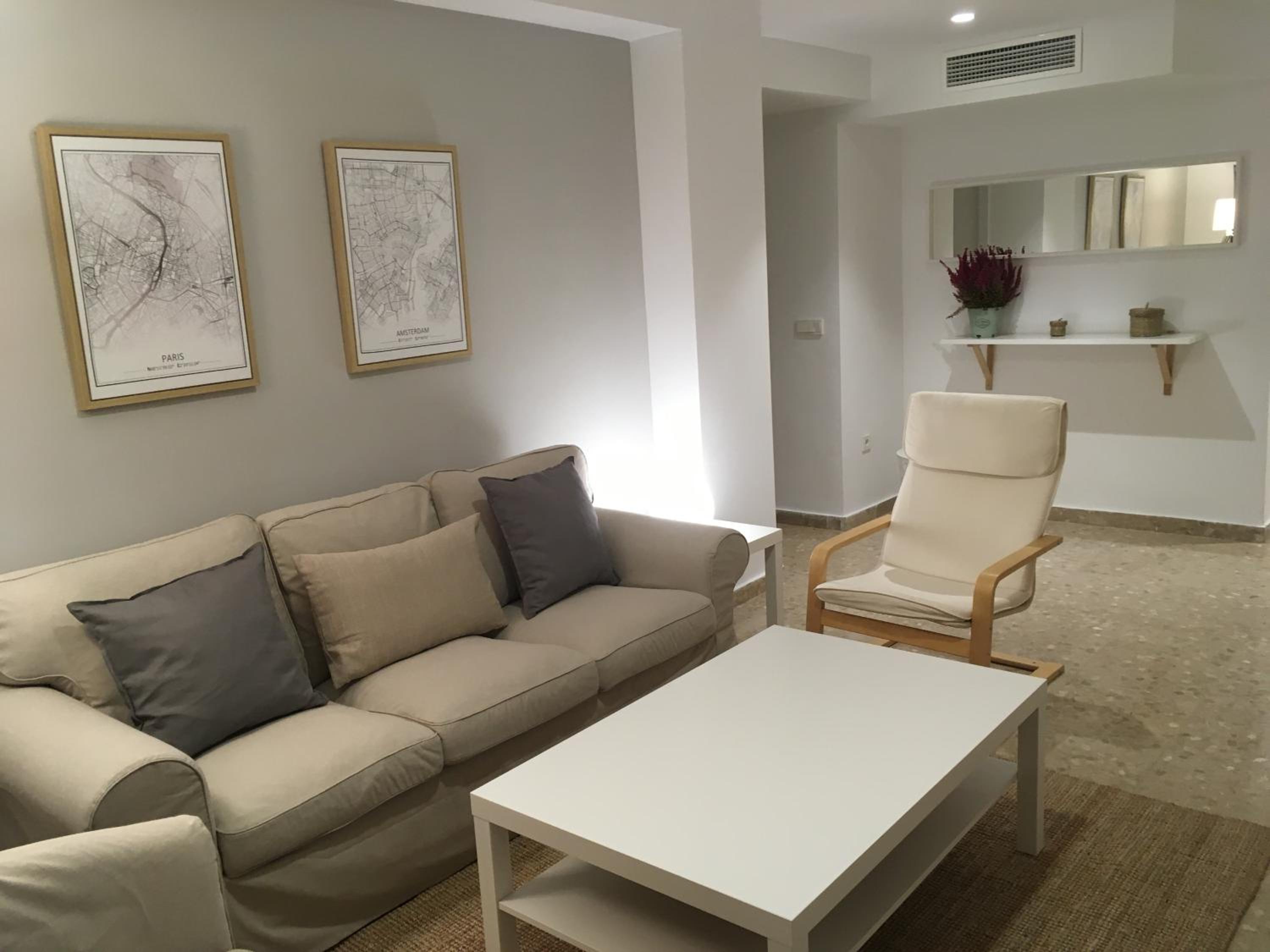 Two-Bedroom Apartment - Photo 4