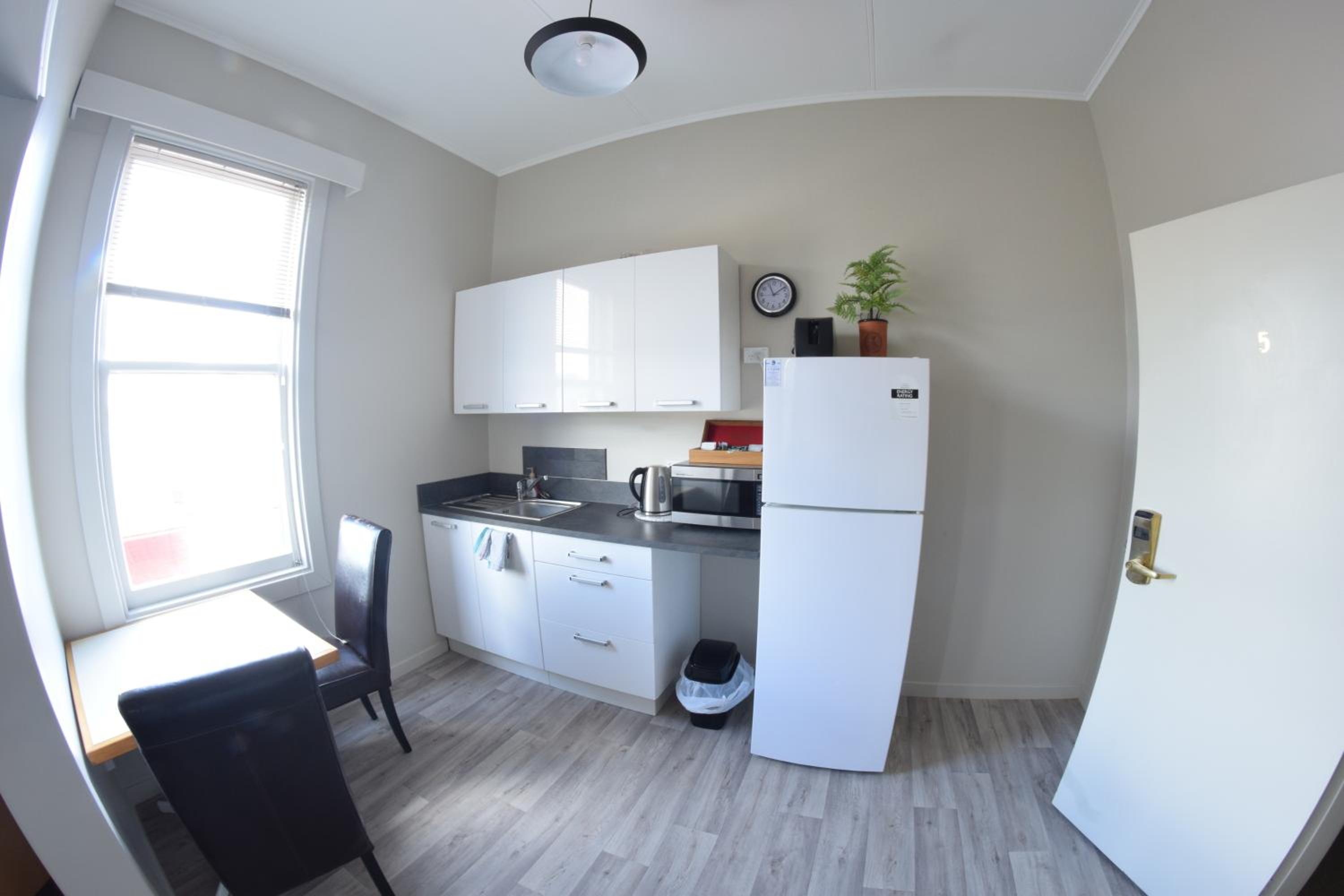 Budget Double Room photo 2