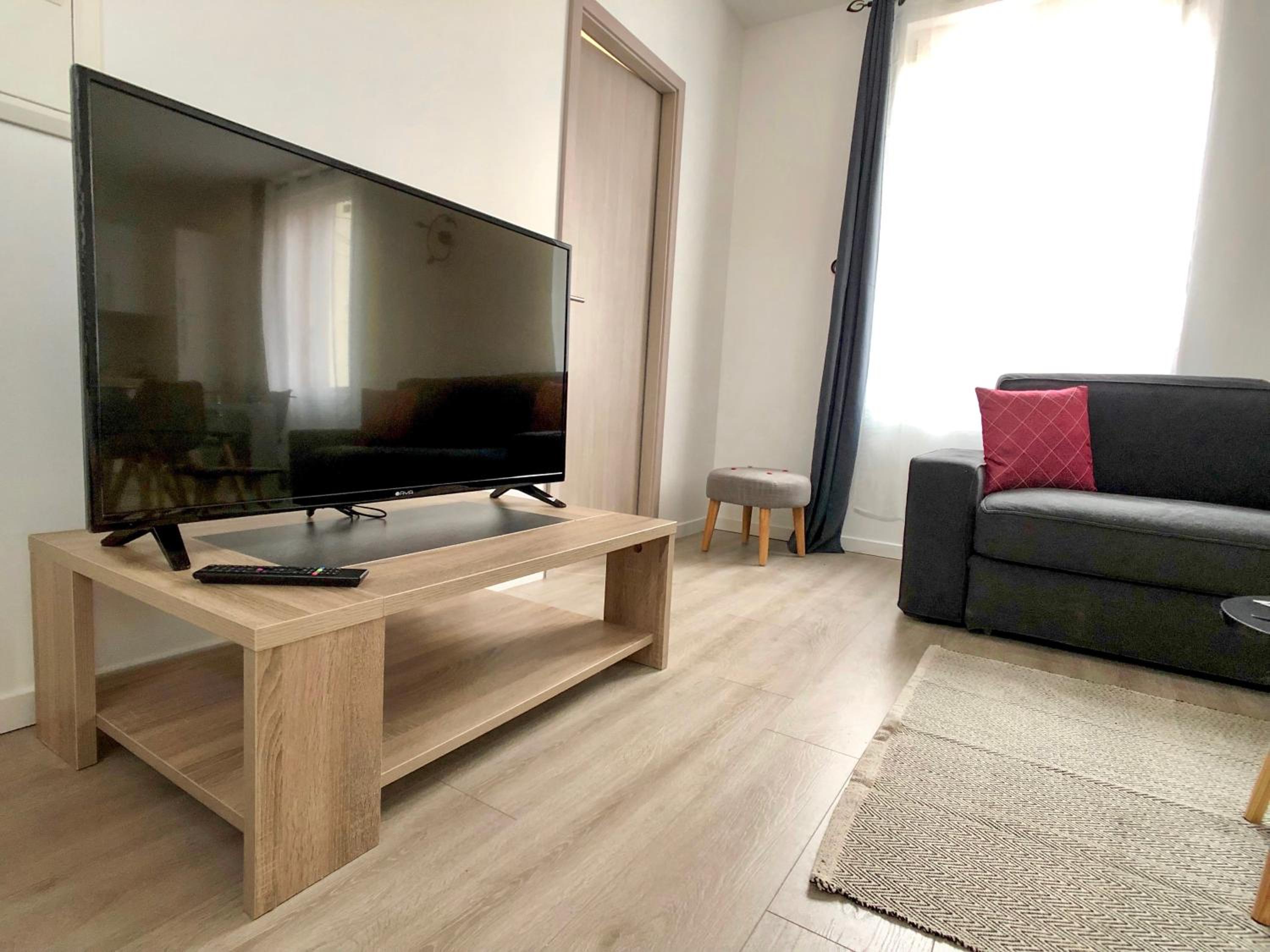 Deluxe Apartment - Photo 12