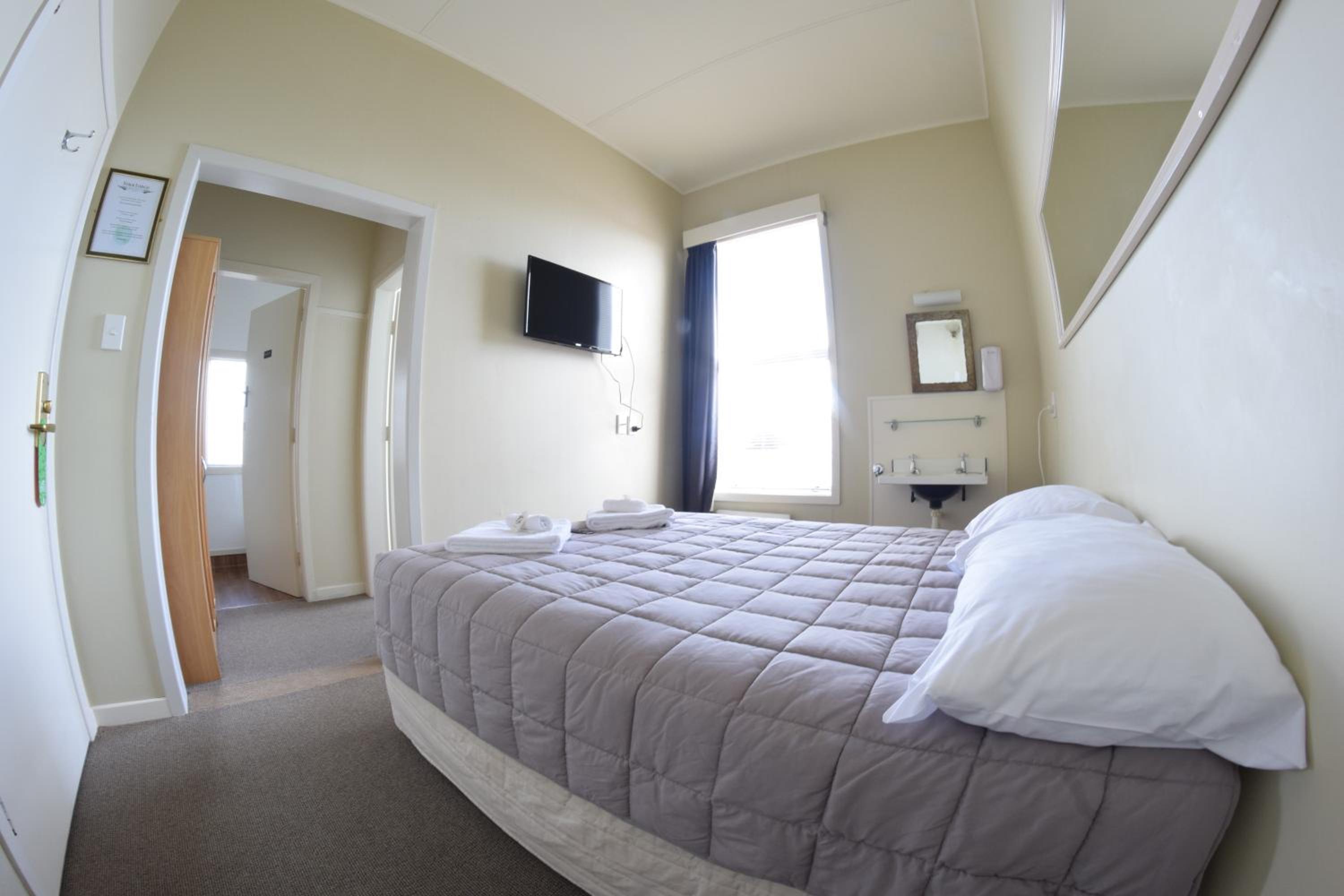 Double Room with Private Bathroom photo 1