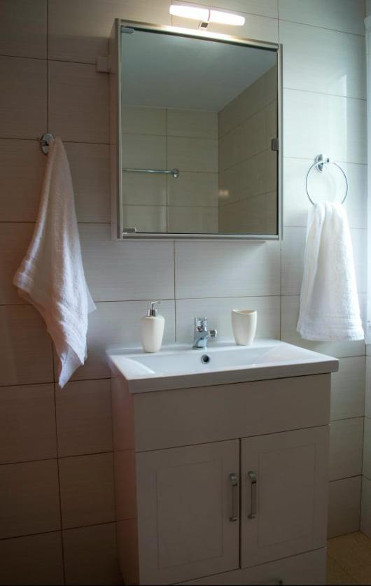 One-Bedroom Apartment - Photo 26