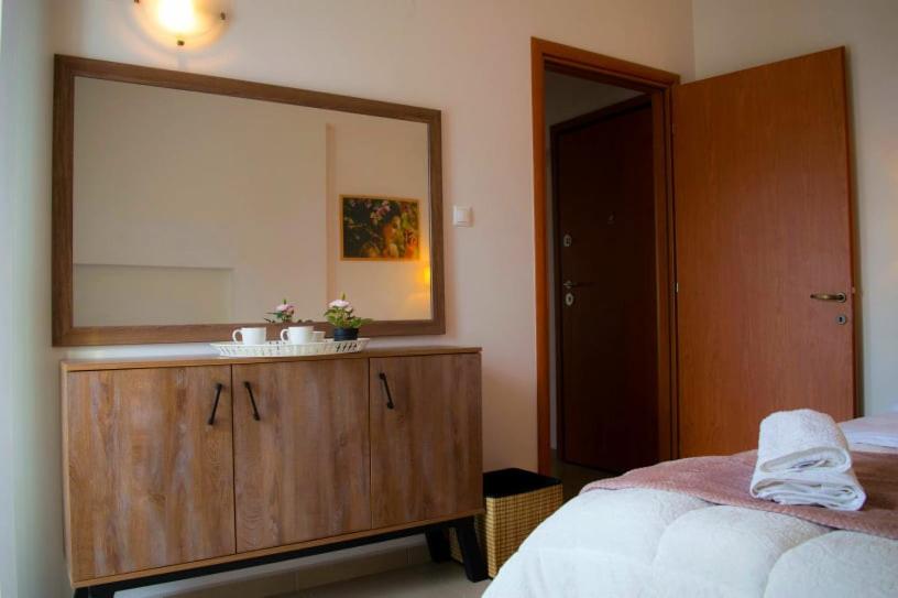 One-Bedroom Apartment - Photo 19